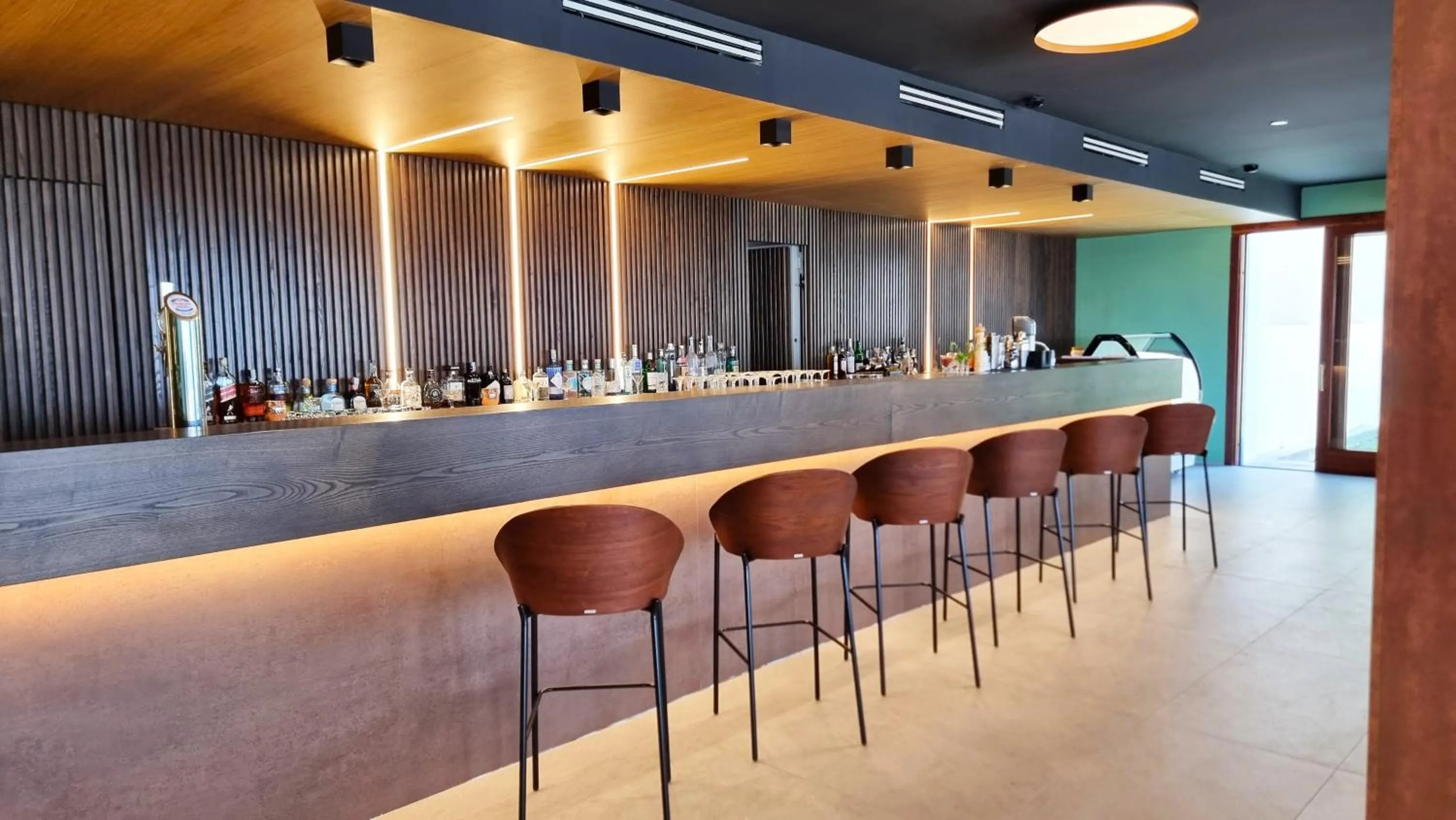 Lounge or bar in Mar Hotel Alimuri