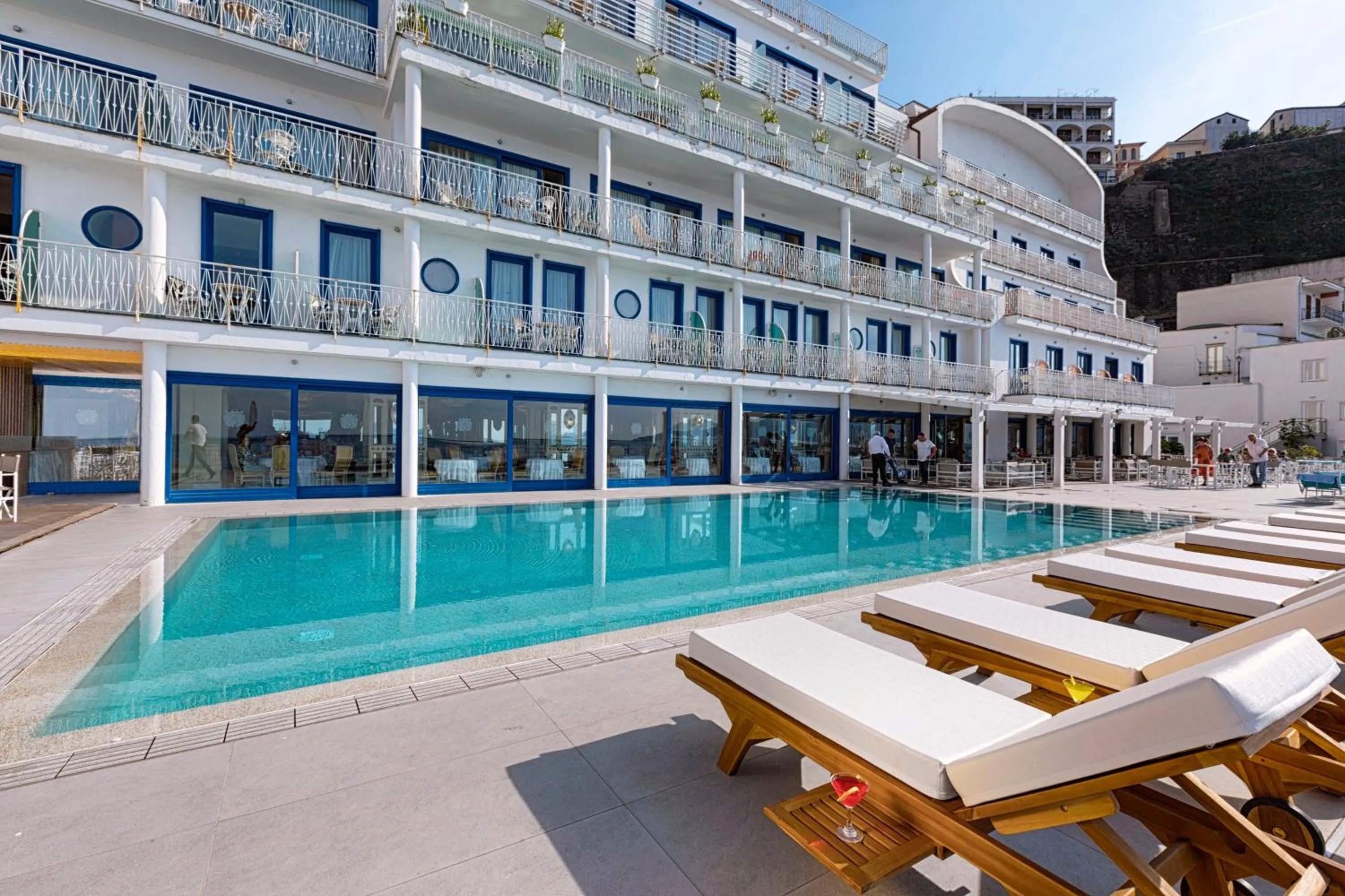 Property building in Mar Hotel Alimuri