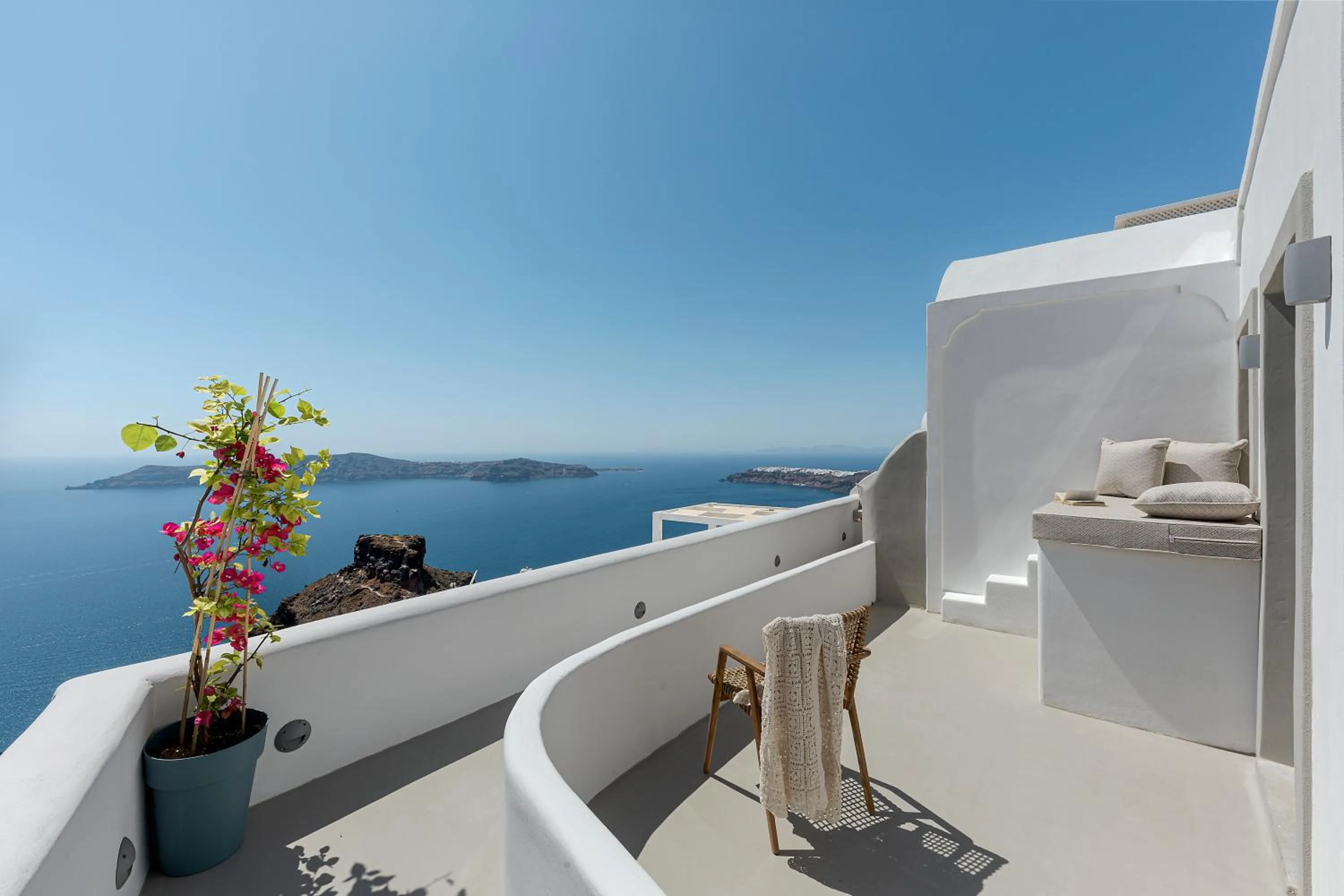 Balcony/Terrace in Kaleidoscope Imerovigli Suites