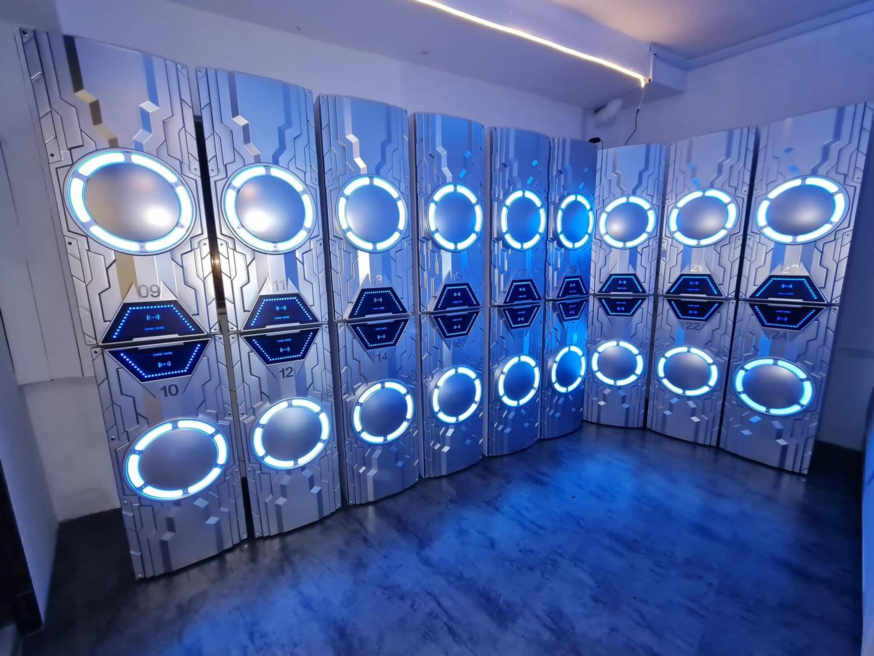 microwave in Galaxy Pods Capsule Hotel Boat Quay