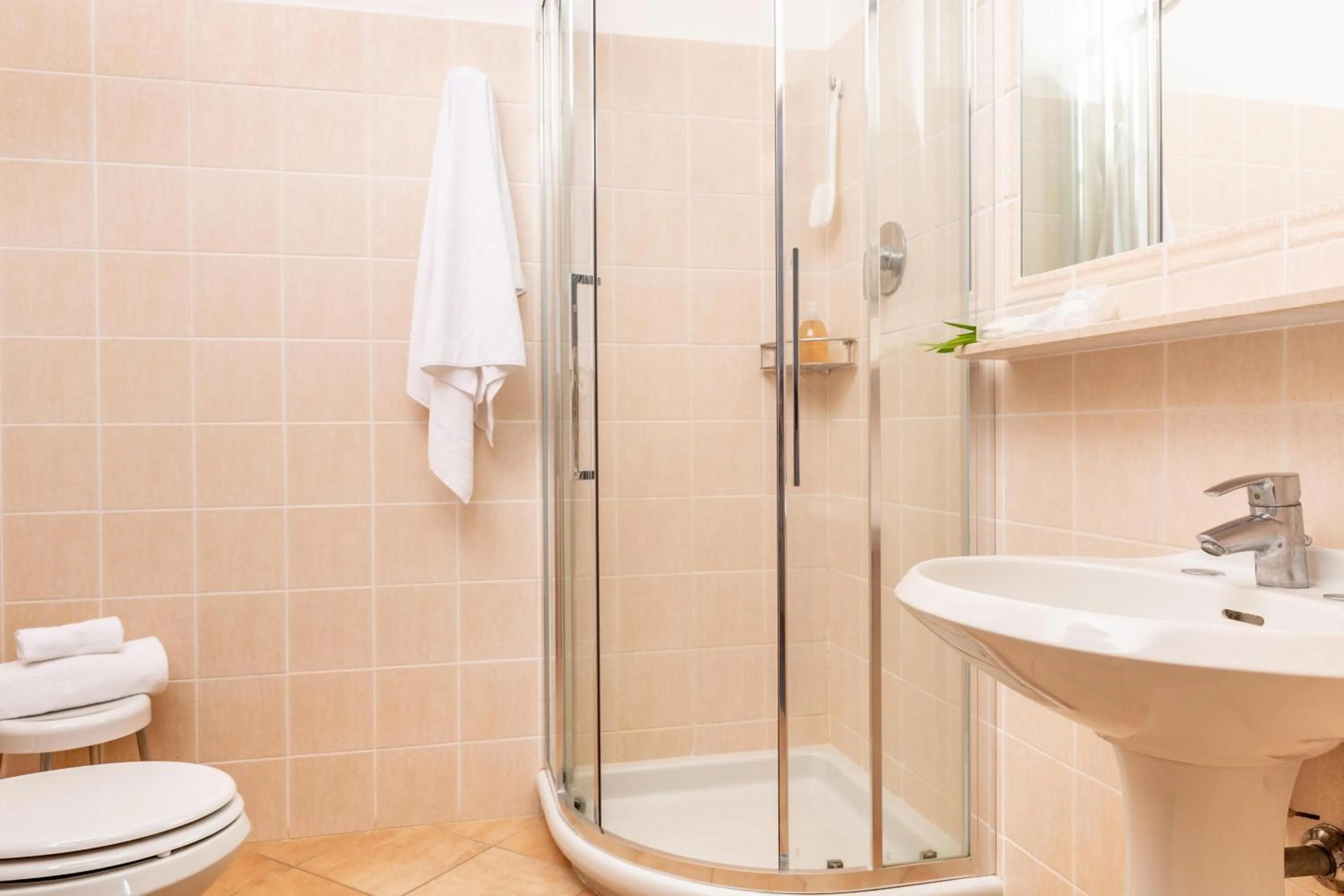 Bathroom in Argentario Osa Resort