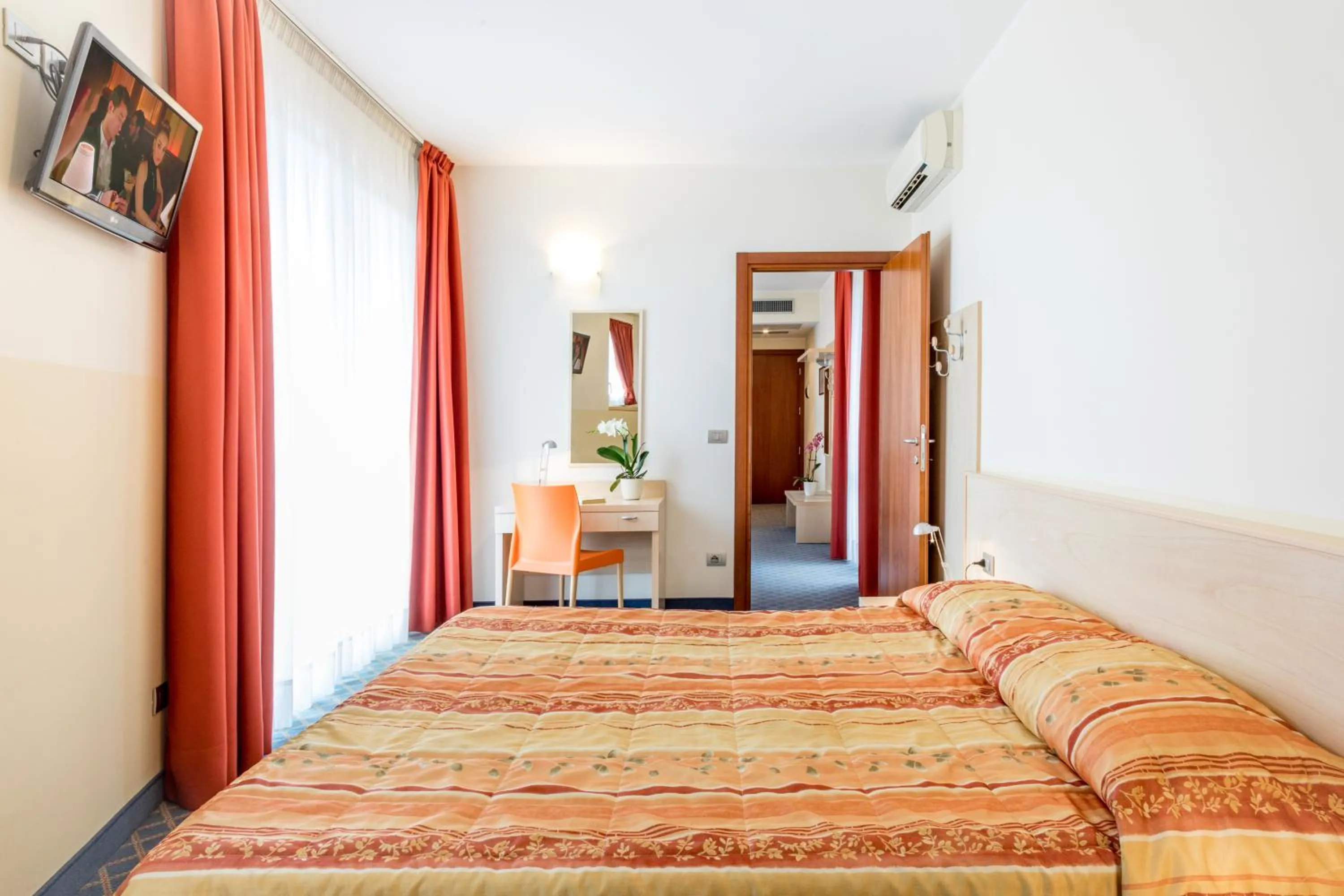 Photo of the whole room in Hotel San Vito