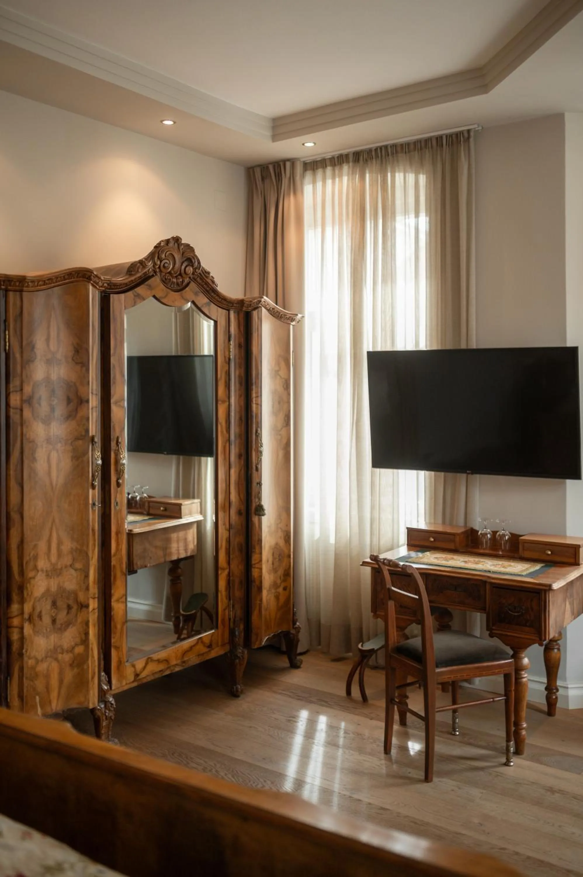 TV and multimedia in Hotel Europa Splendid