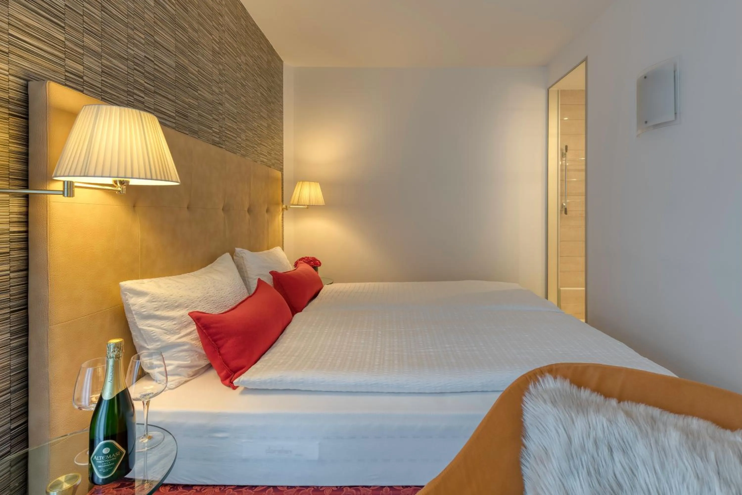 Bedroom, Bed in Hotel Sporting Trento