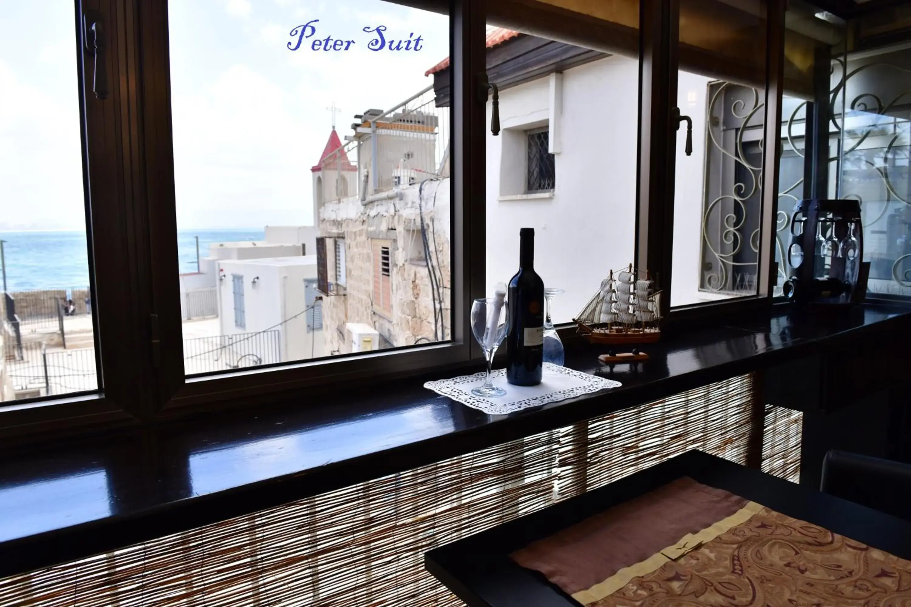 Deluxe Suite with Sea View in The German House Deluxe Suite with Sea View in The German House