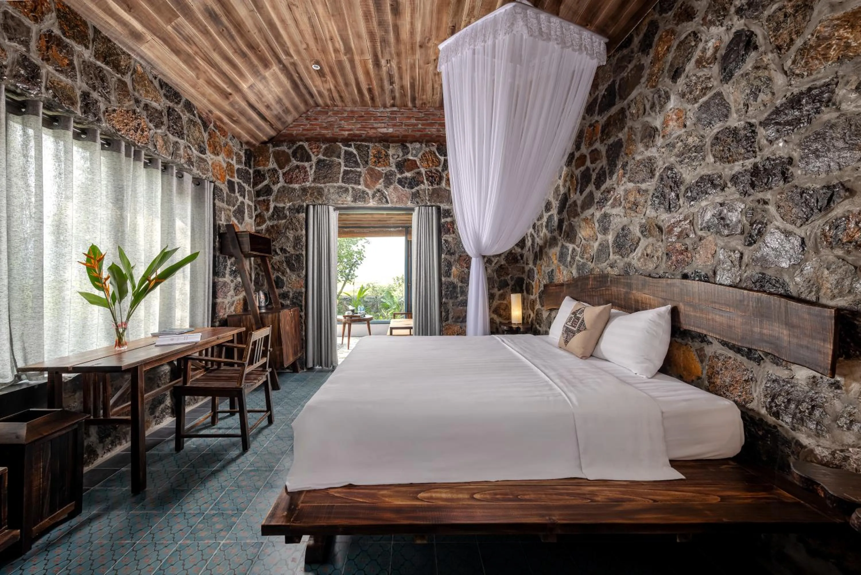 Bed in ChezCao Rice Field Ecolodge Ninh Binh