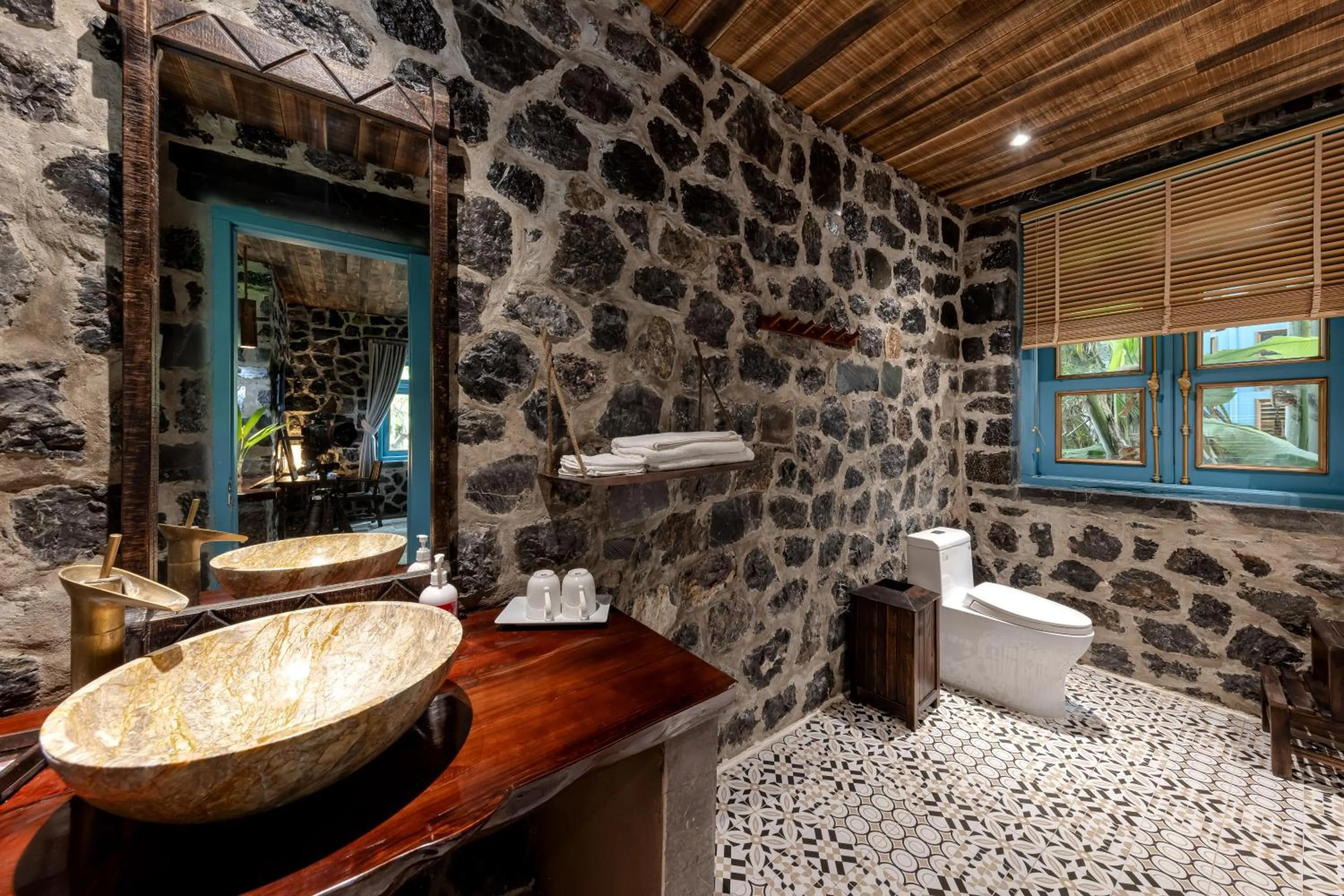 Bathroom in ChezCao Rice Field Ecolodge Ninh Binh