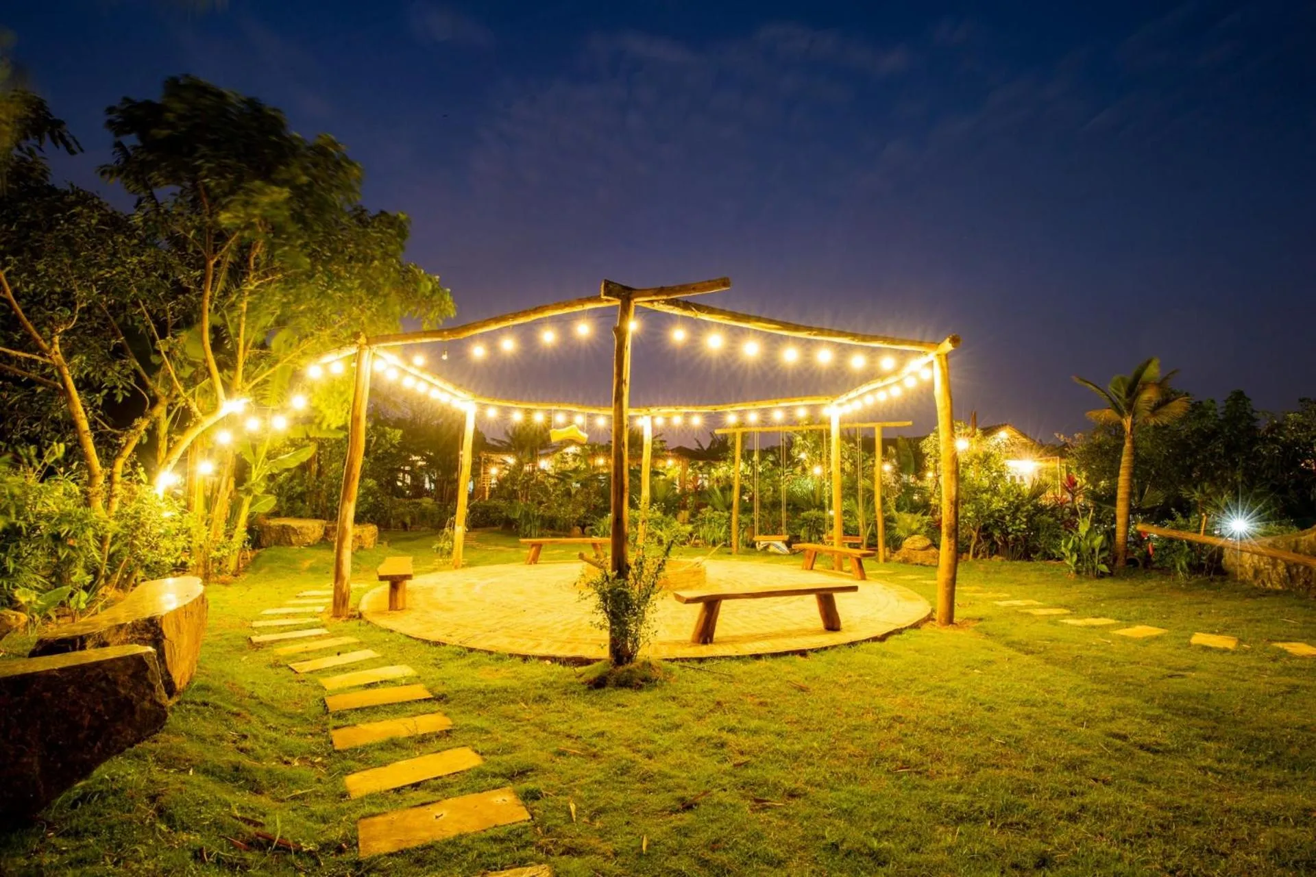 Night in ChezCao Rice Field Ecolodge Ninh Binh