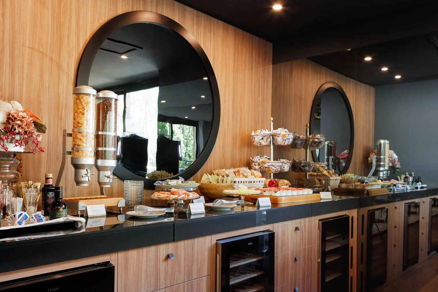 Breakfast in JR Hotels Bologna Amadeus