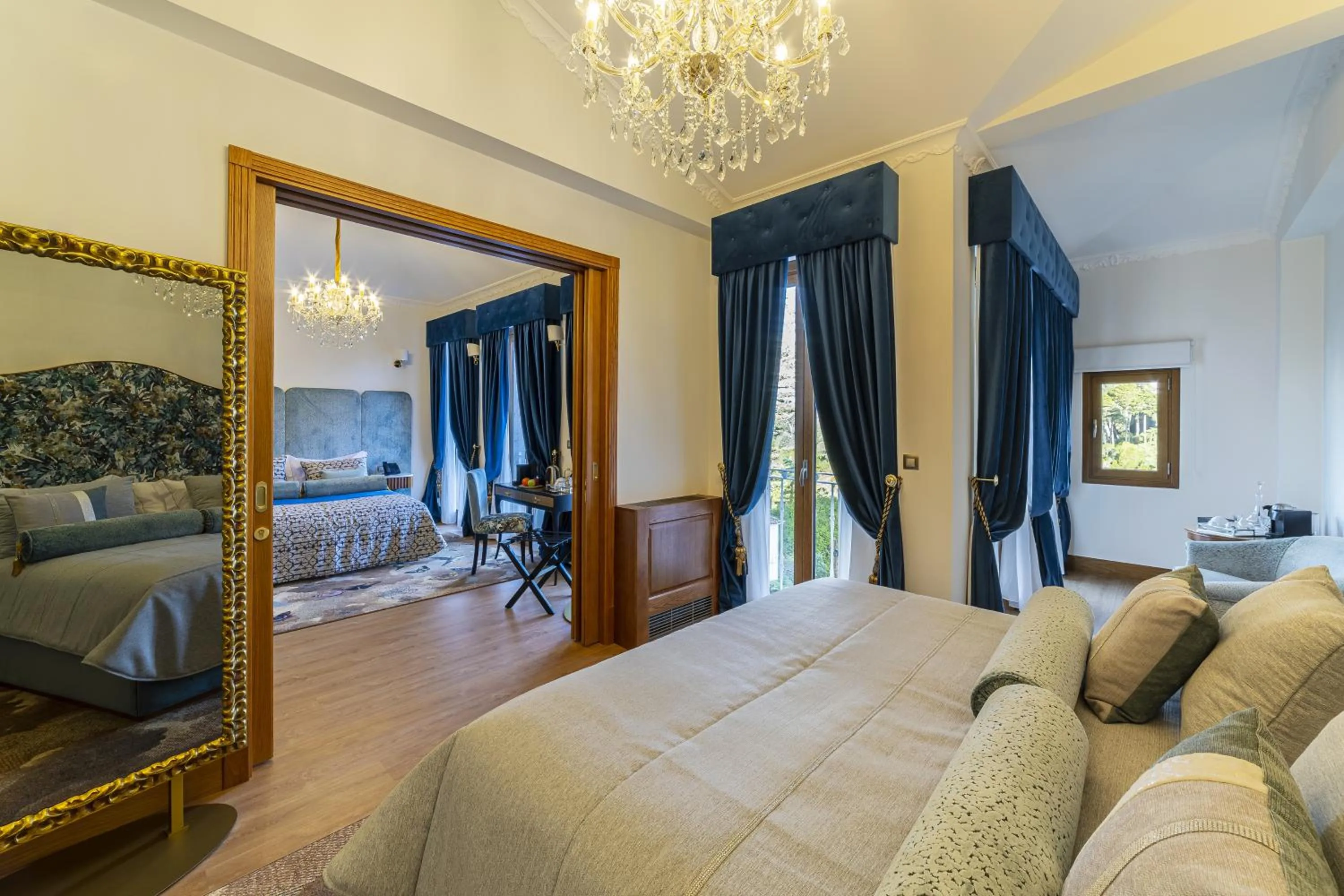 Bedroom, Bed in Sintra Marmòris Camélia