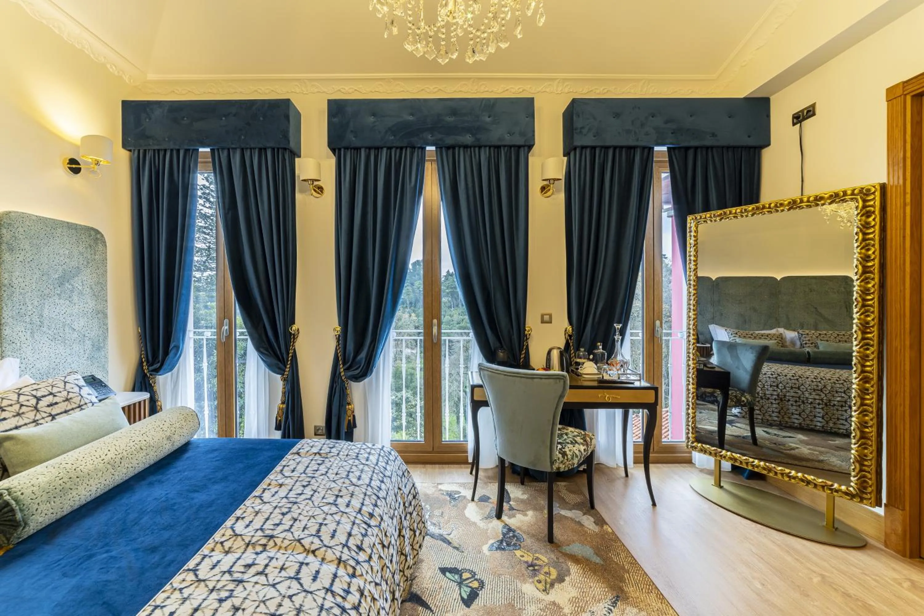 Bedroom, Bed in Sintra Marmòris Camélia