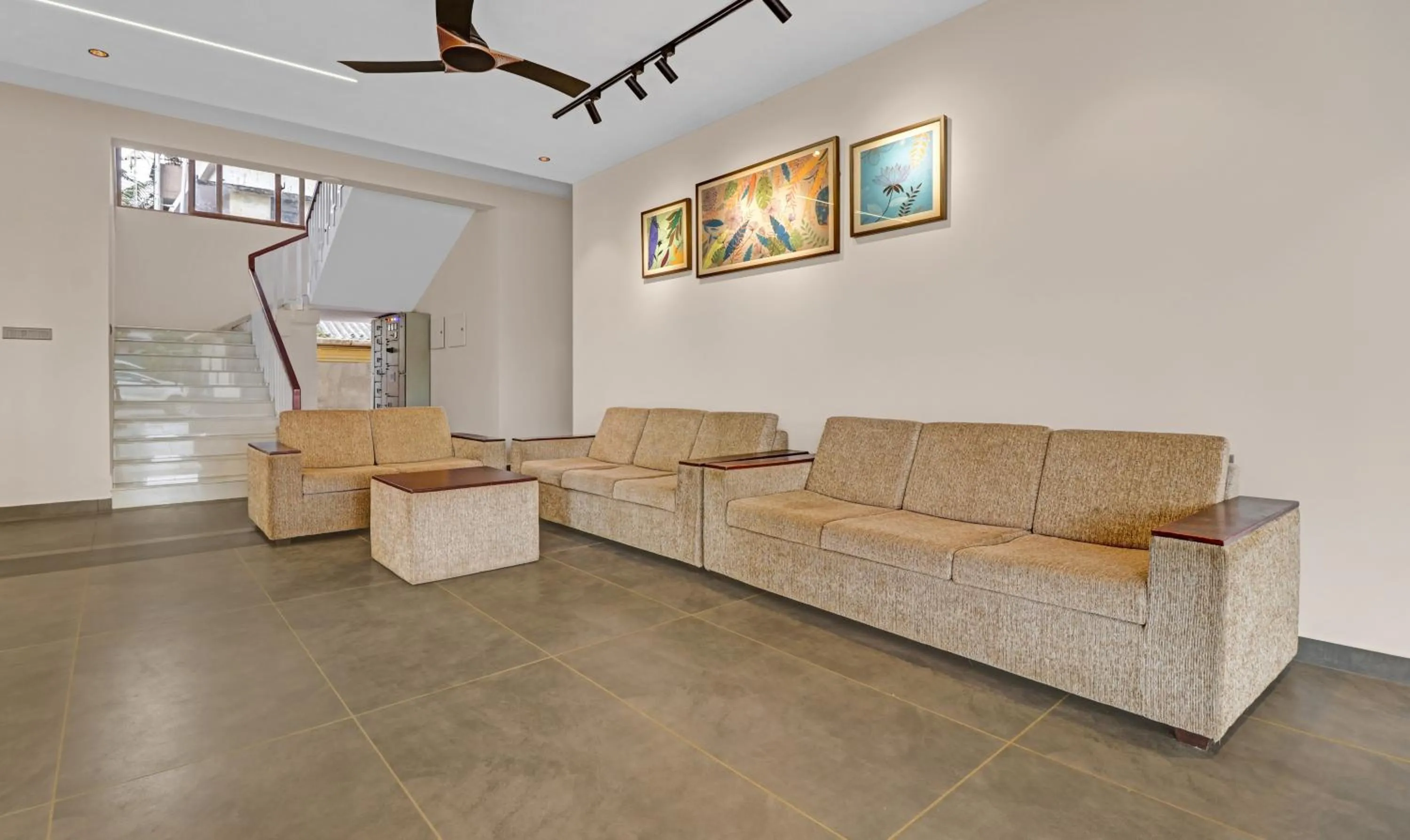 Seating area in Treebo Grand Vistara Airport Suites