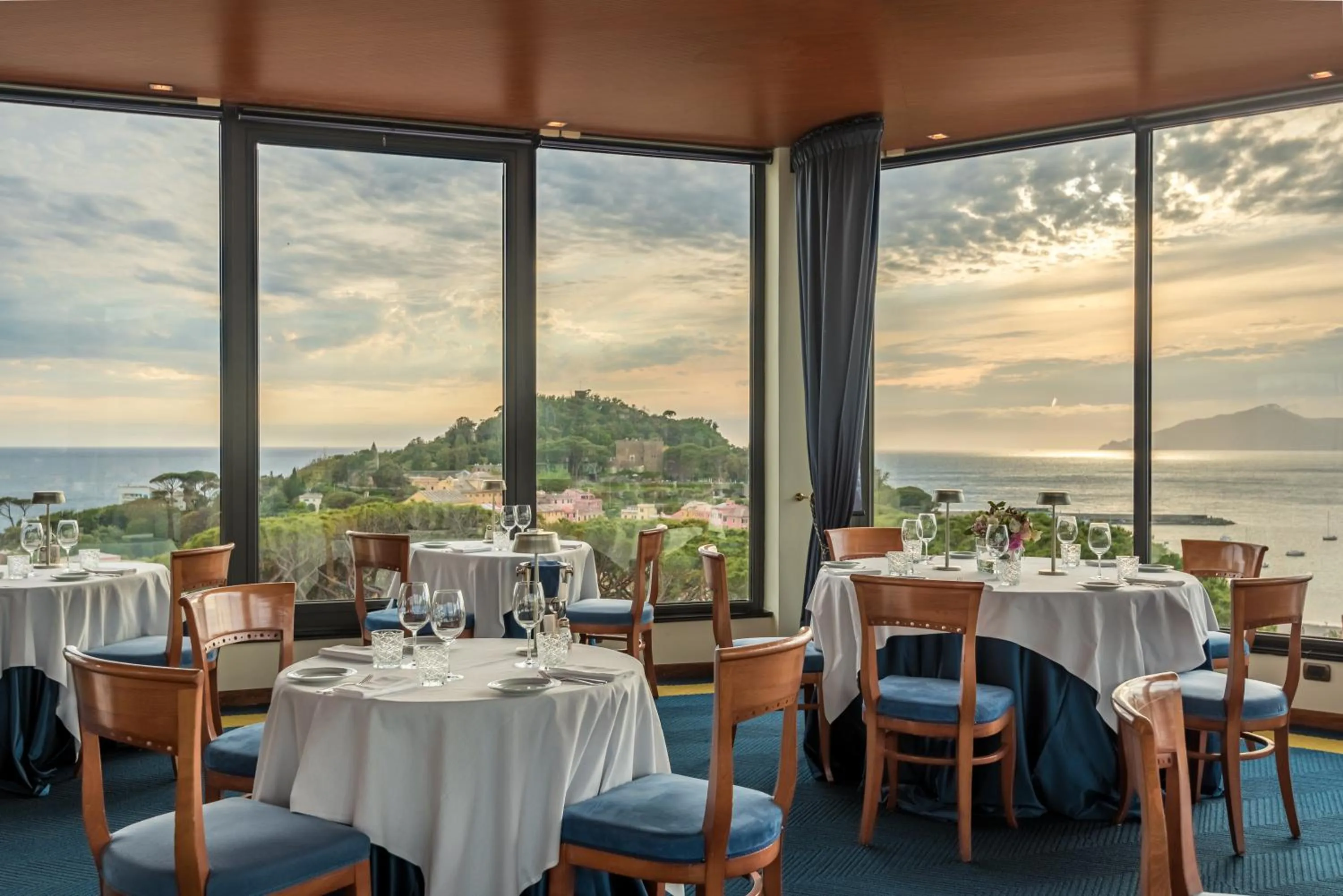 Restaurant/places to eat in Hotel Vis à Vis