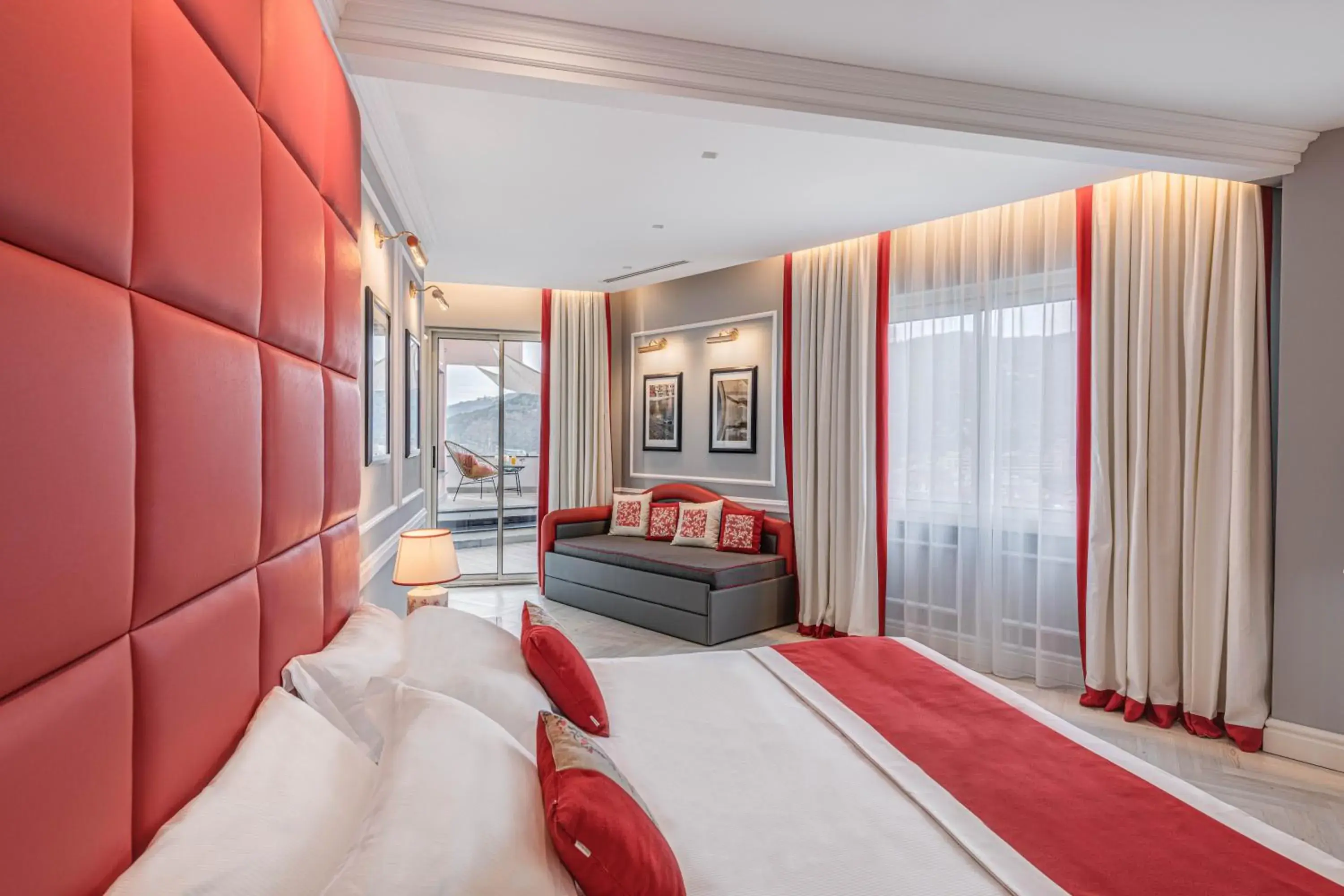 King Suite with Terrace in Hotel Vis à Vis King Suite with Terrace in Hotel Vis à Vis