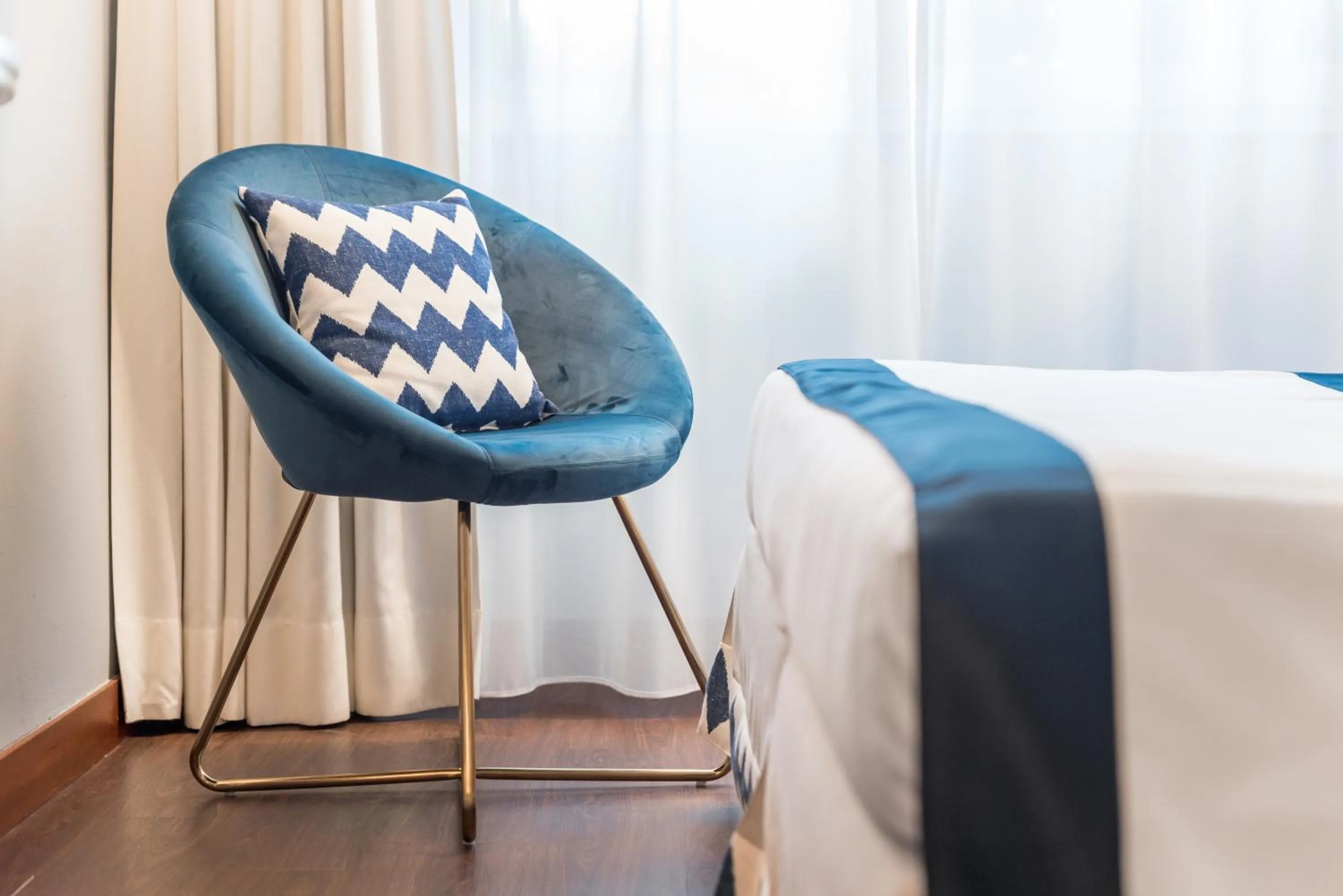 furniture in Hotel Vis à Vis