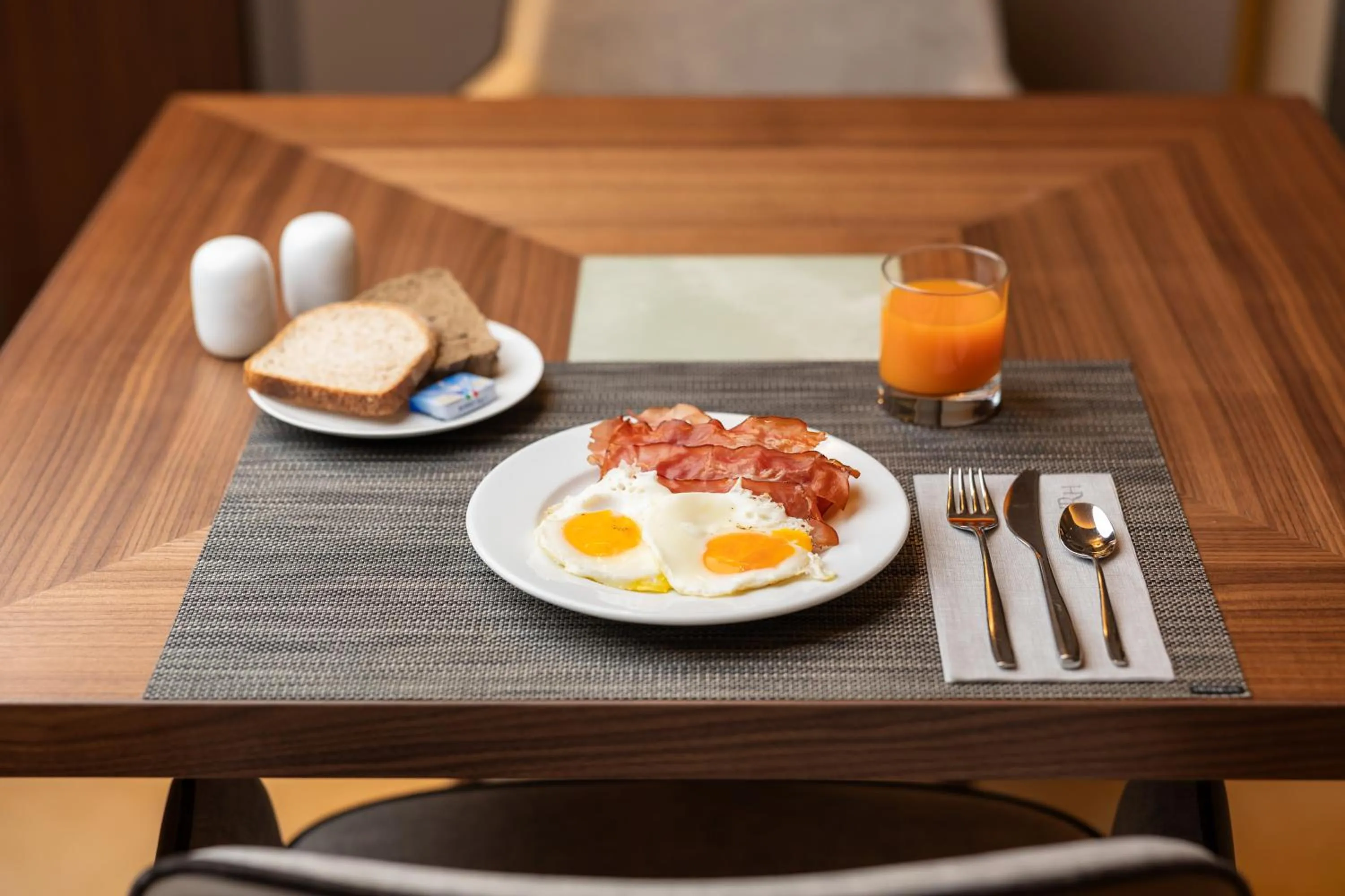 Breakfast in Villa Rosa Hotel Desenzano