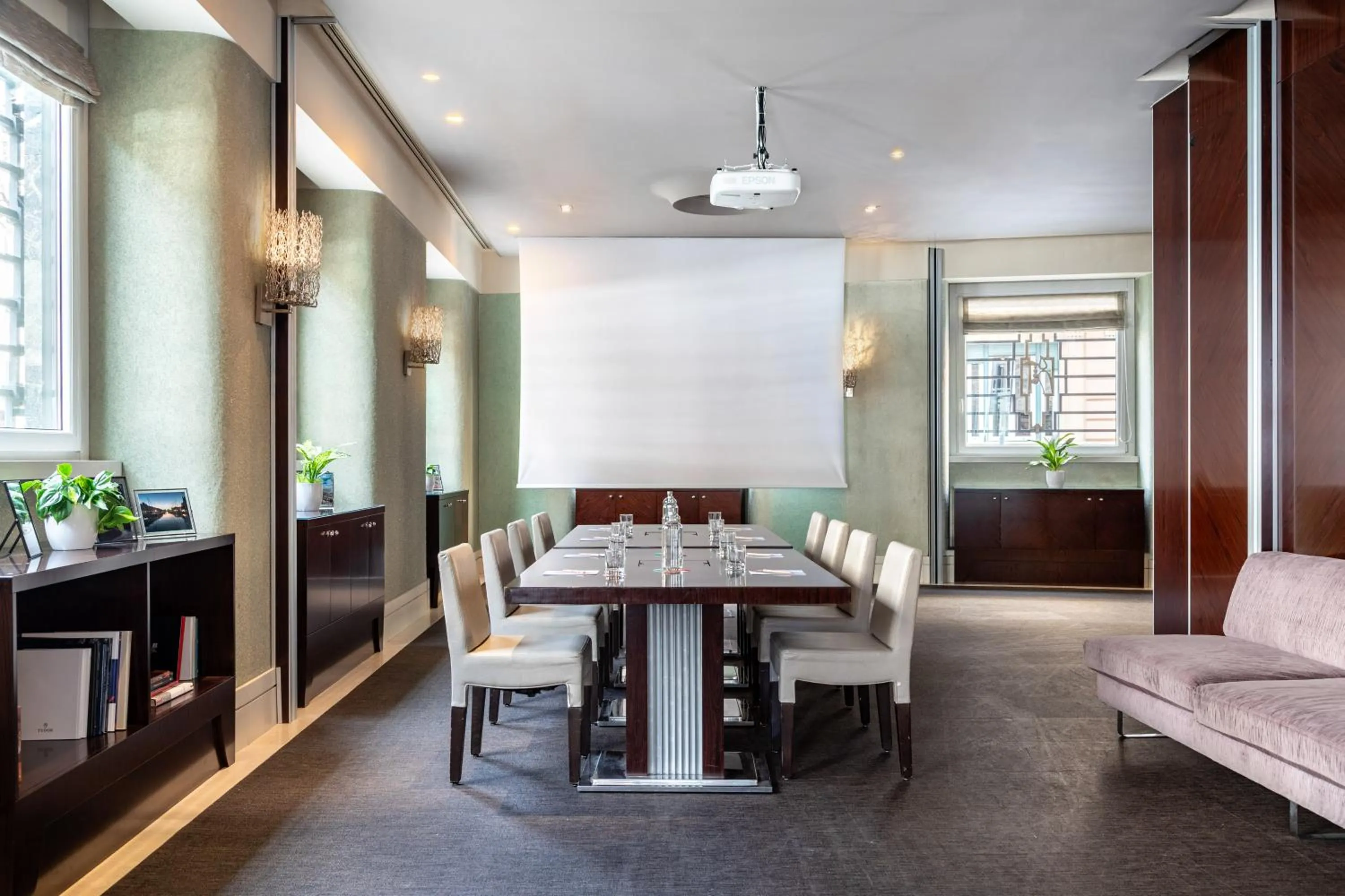 Meeting/conference room in Meliá Genova