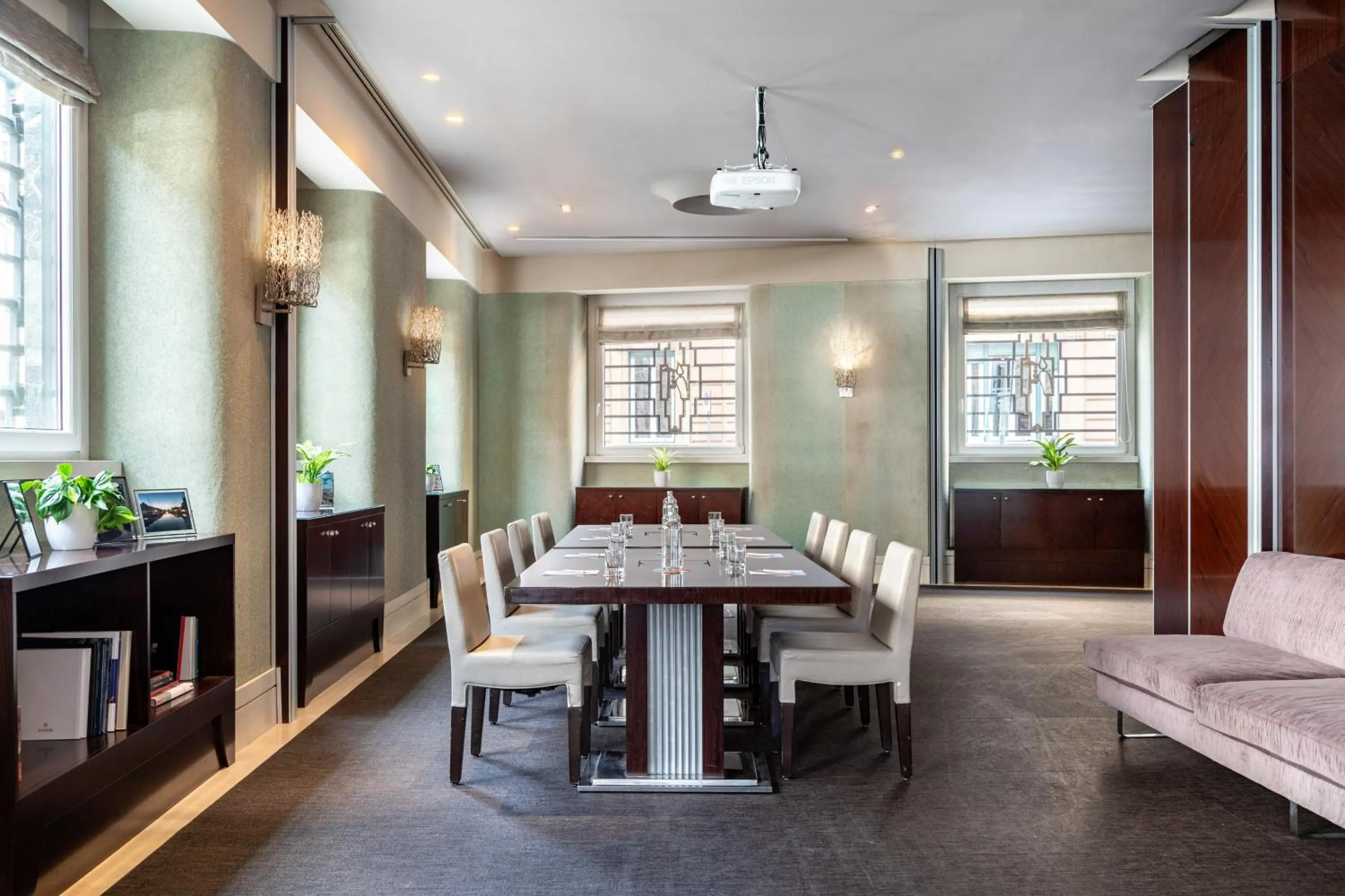 Living room in Meliá Genova