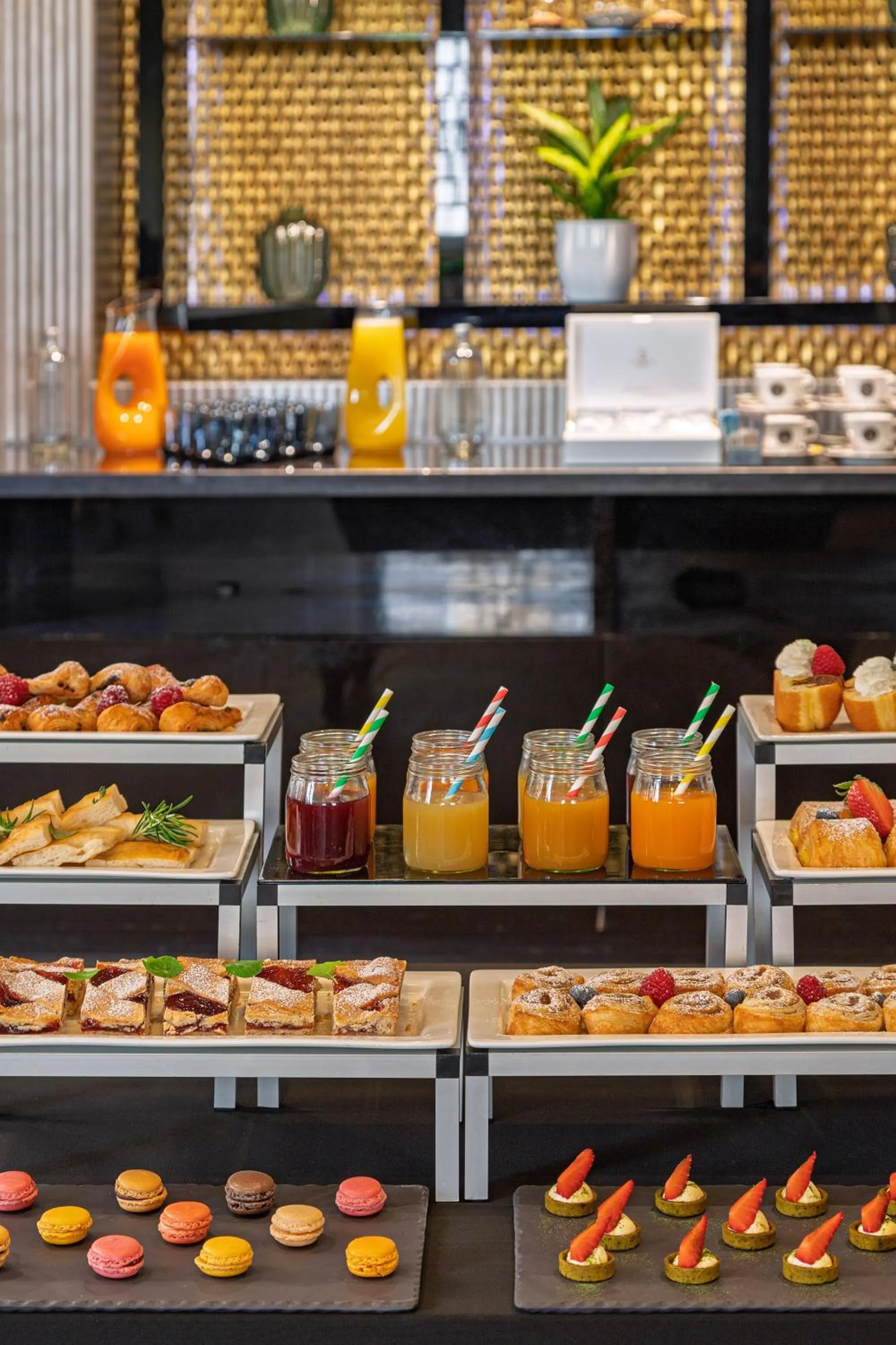 Food and drinks in Meliá Genova