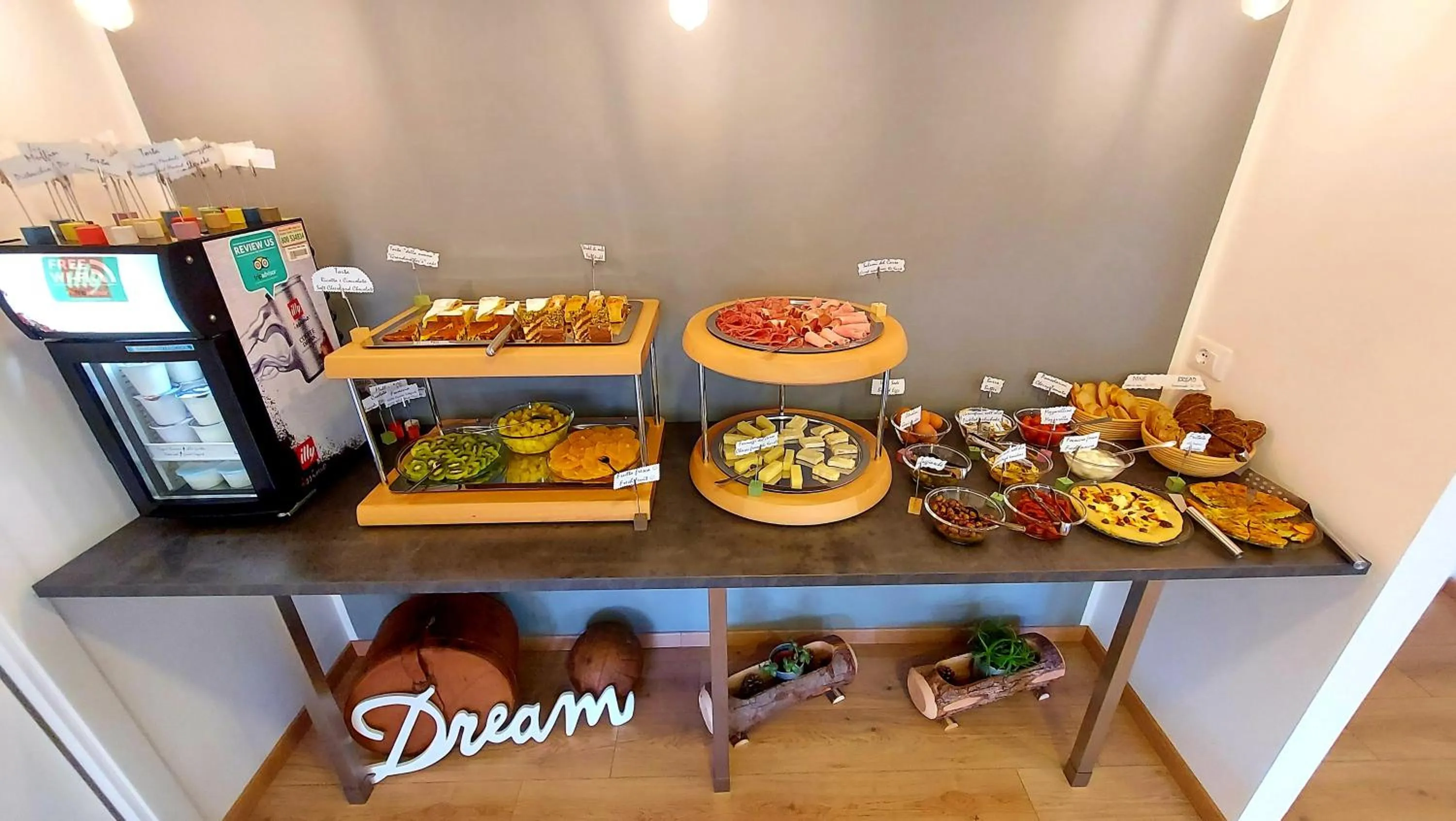 Breakfast in Hotel Aurora Duino