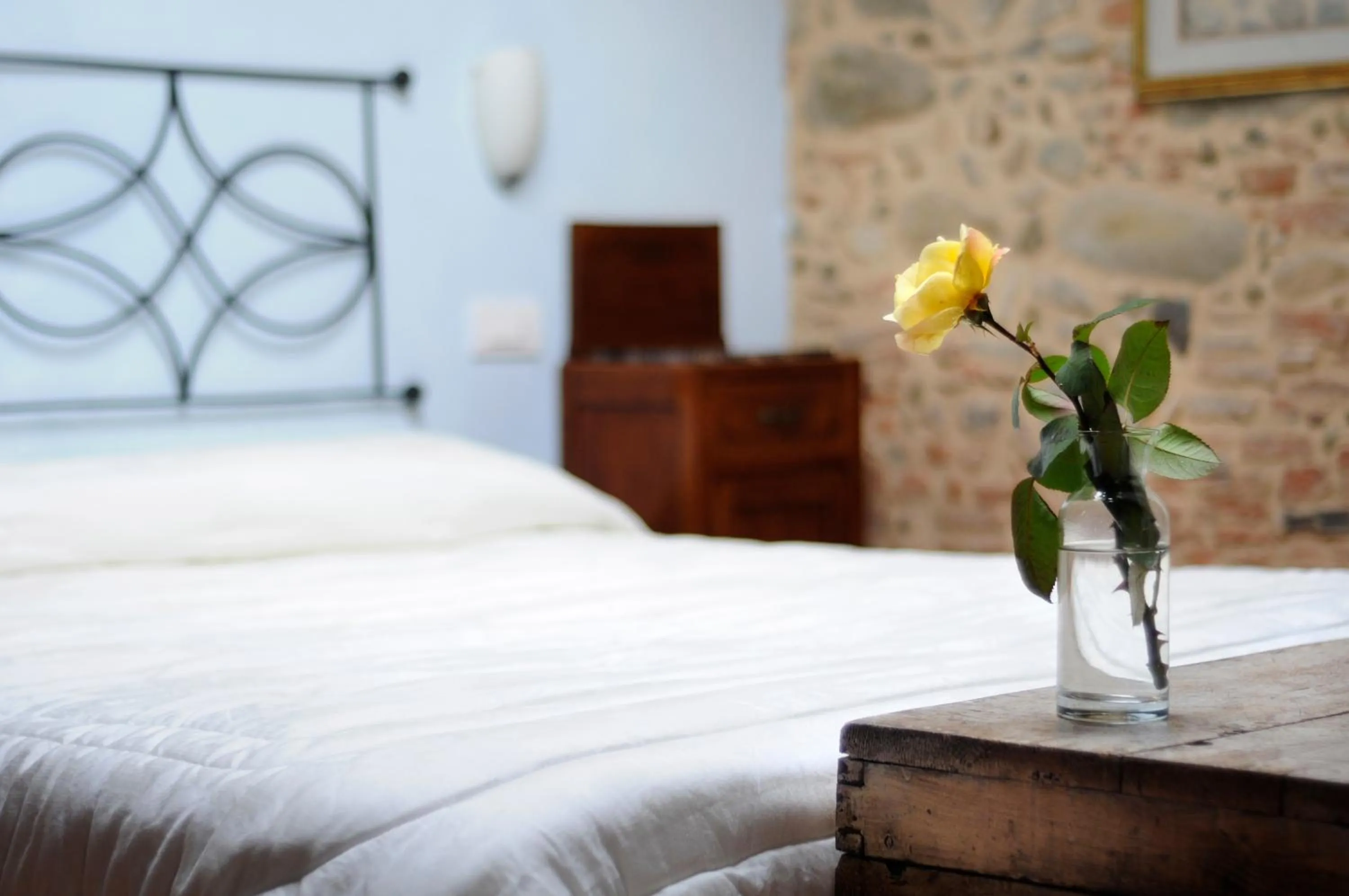 Decorative detail, Bed in Relais Del Lago
