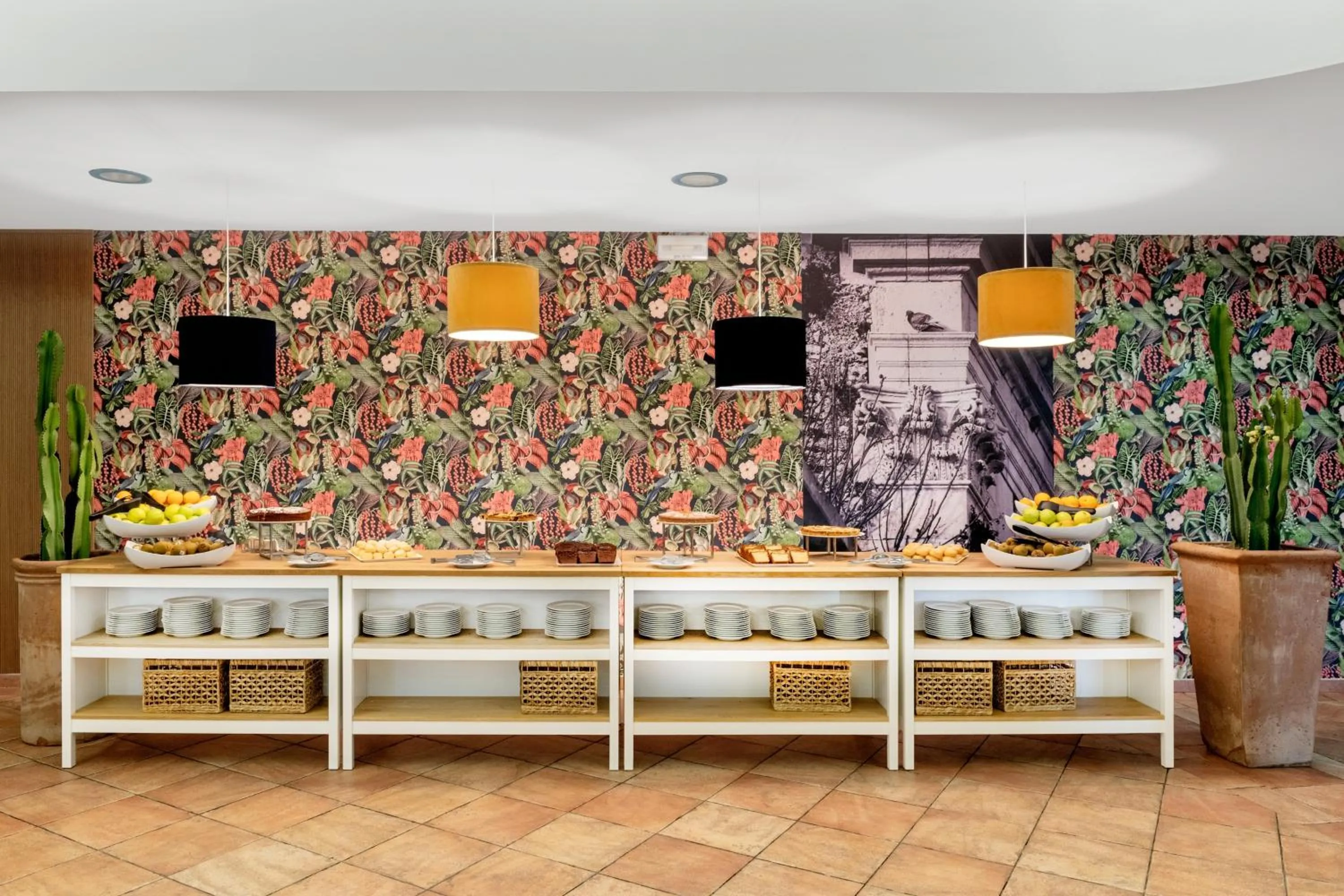 Restaurant/places to eat in VOI Arenella Resort