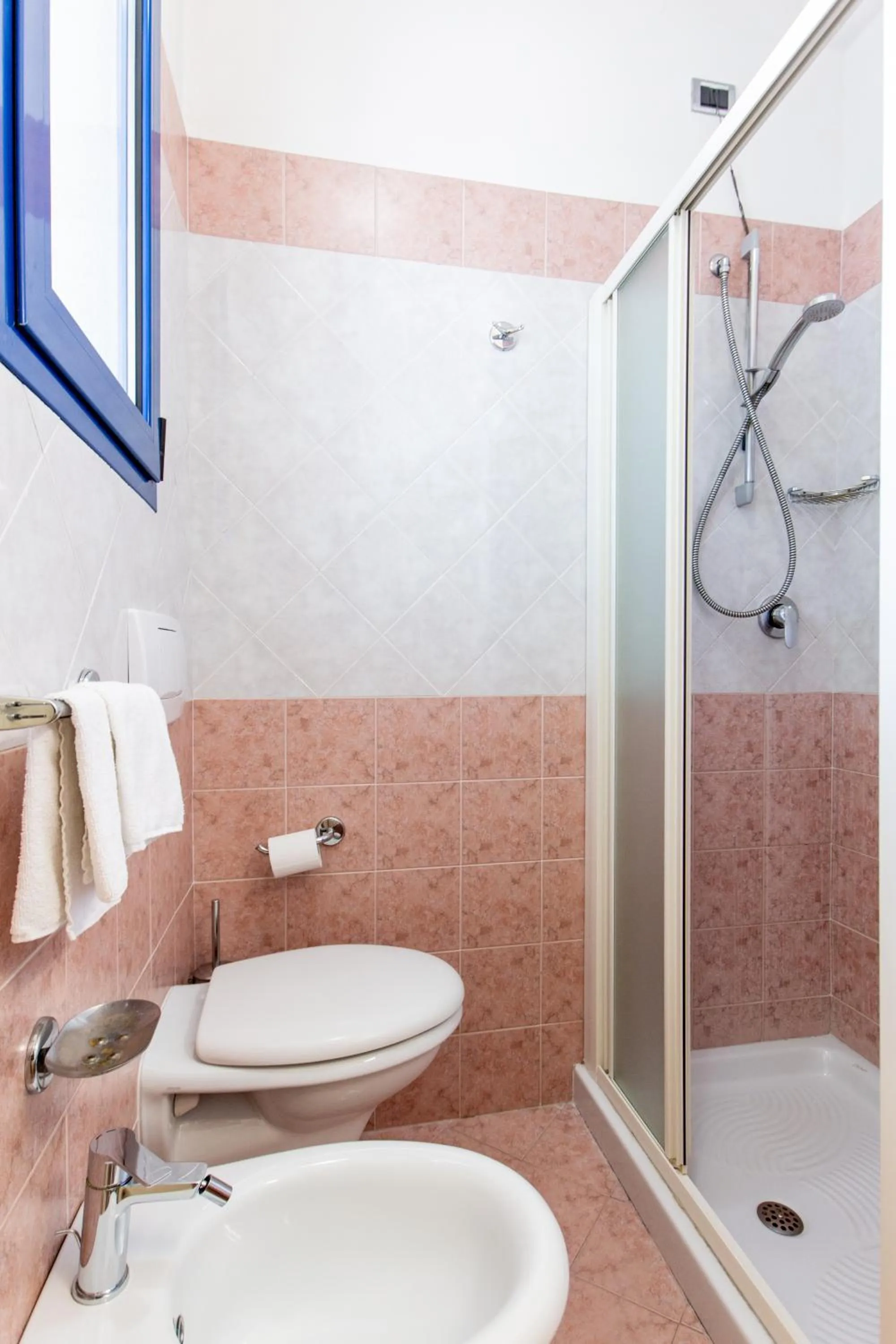 Bathroom in Hotel Baltic Riccione-Fronte Mare