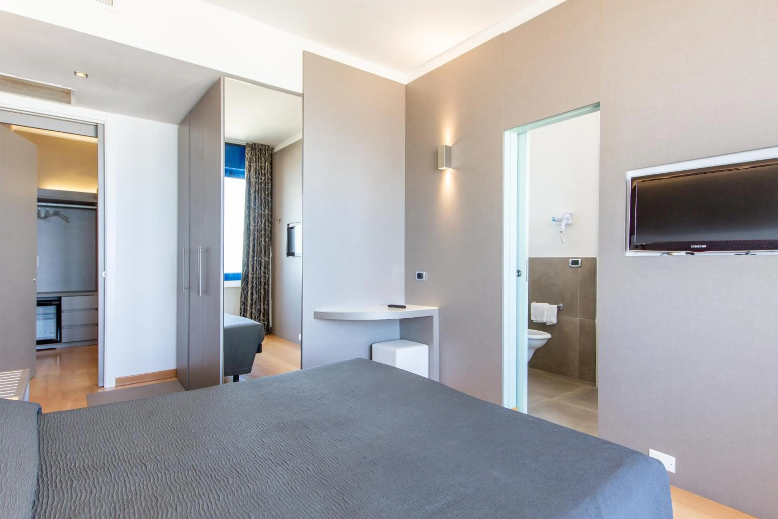 Photo of the whole room, Bed in Hotel Baltic Riccione-Fronte Mare