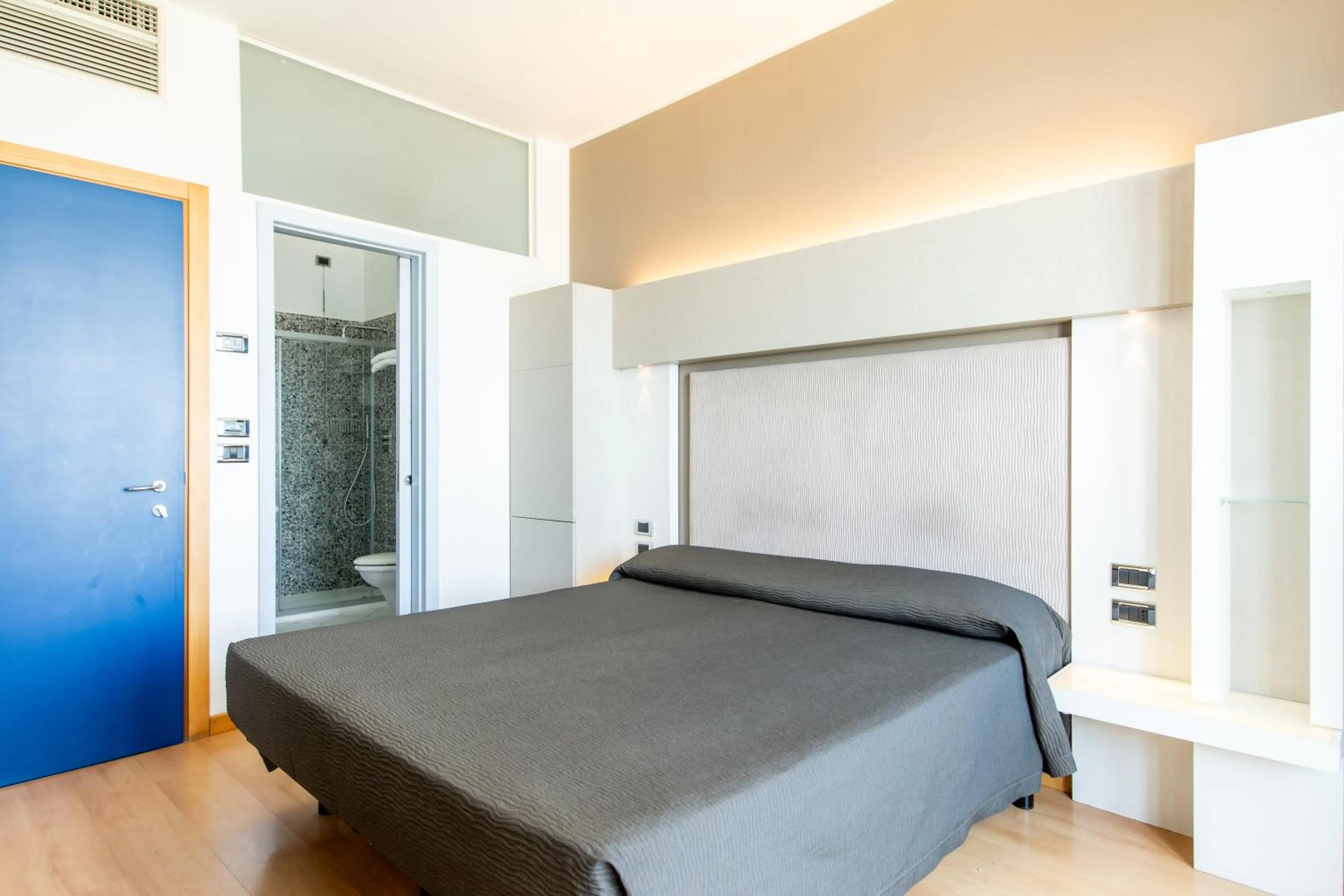 Photo of the whole room, Bed in Hotel Baltic Riccione-Fronte Mare