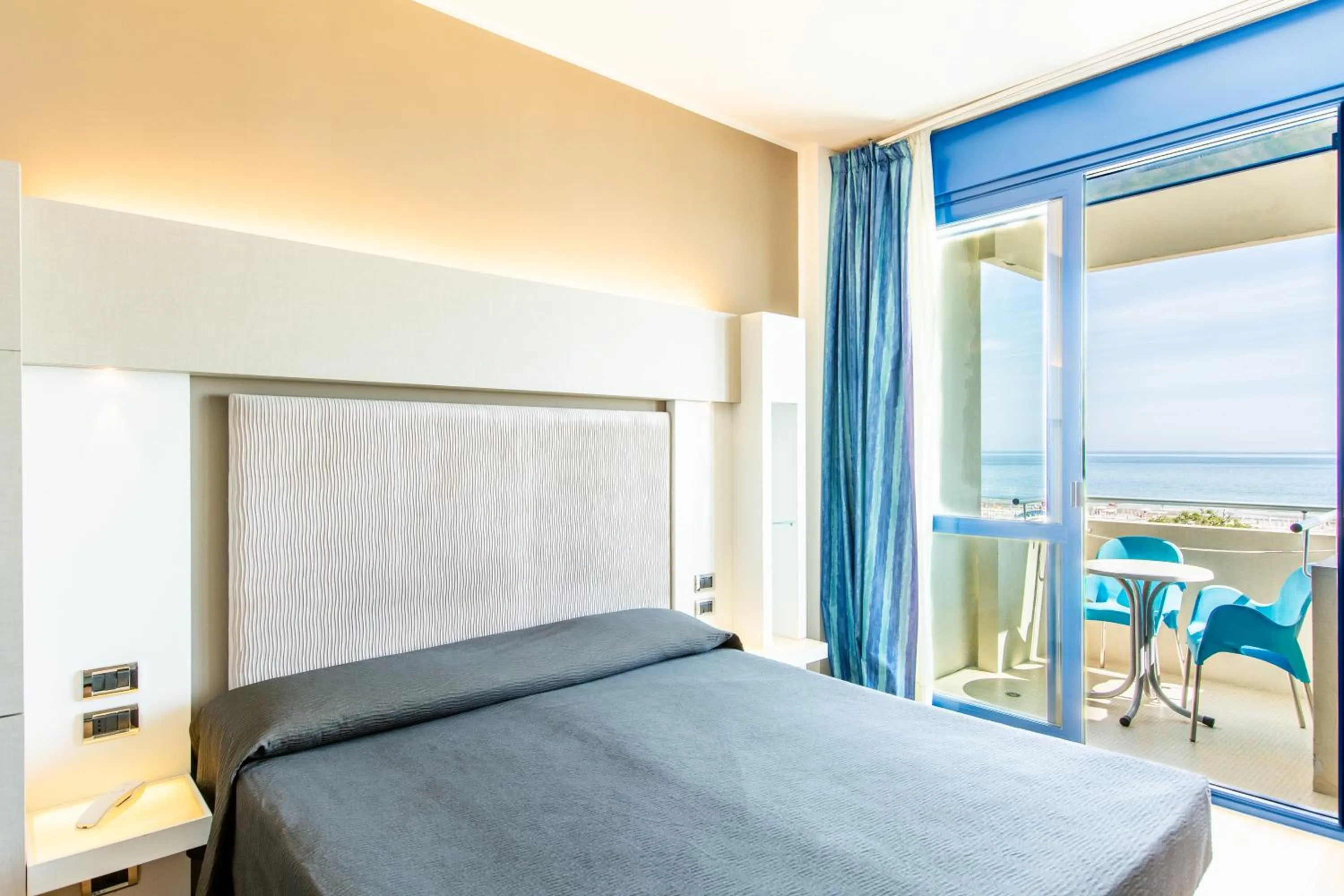 Sea view, Bed in Hotel Baltic Riccione-Fronte Mare