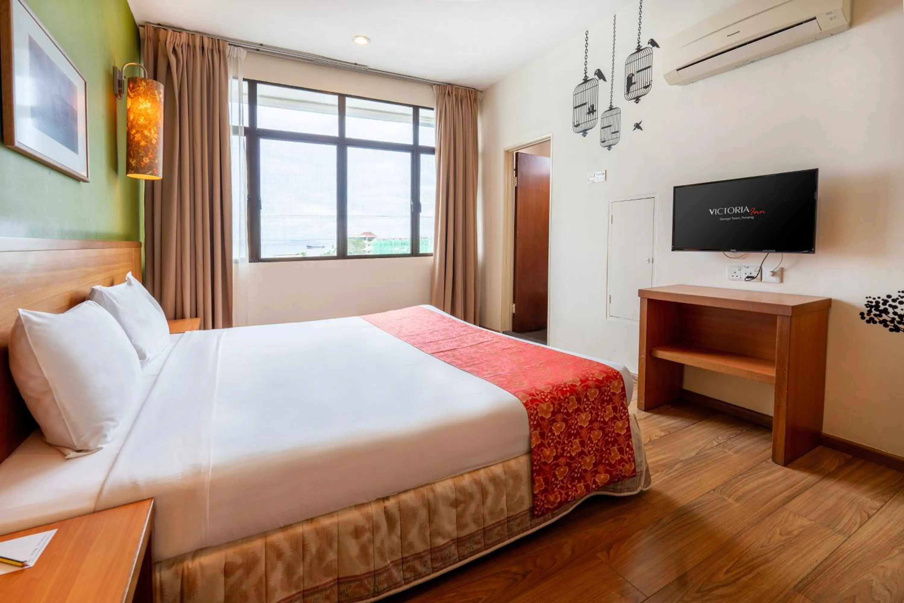 Bed in Victoria Inn, Penang