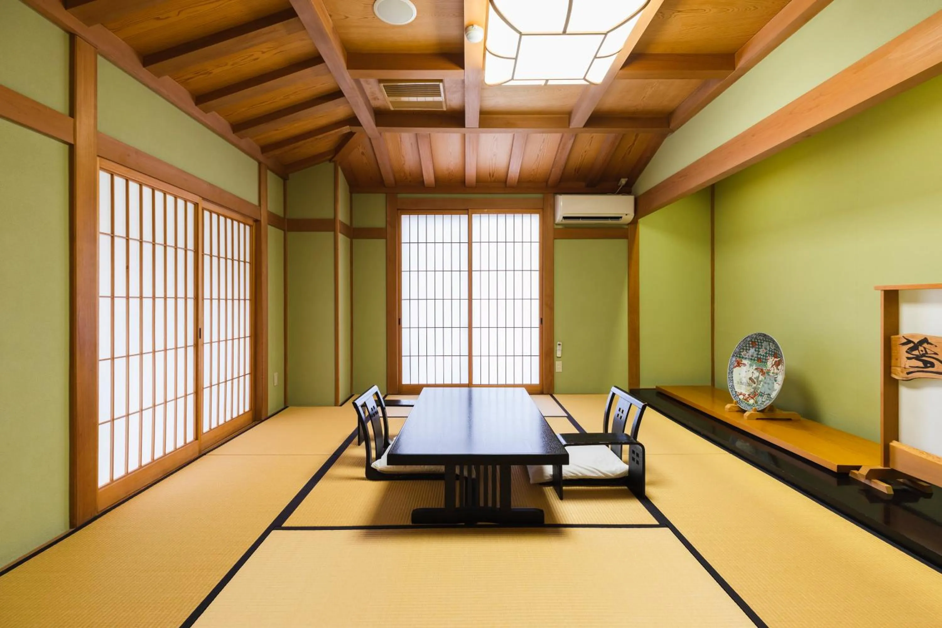 Photo of the whole room in Hotel Jogakura