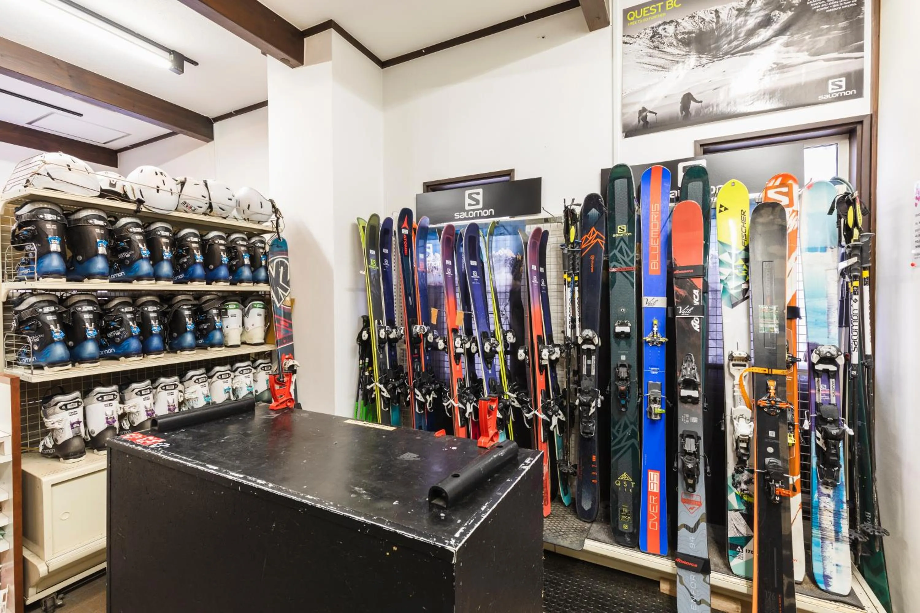 Skiing in Hotel Jogakura