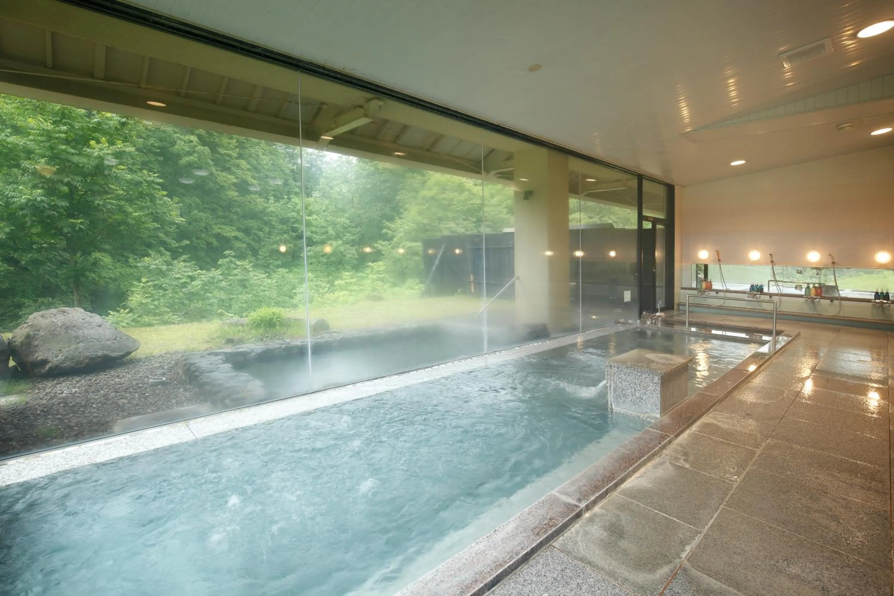 Hot Spring Bath in Hotel Jogakura