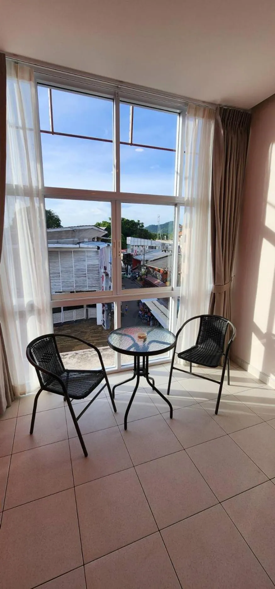 Day in Lenny's Koh Samui