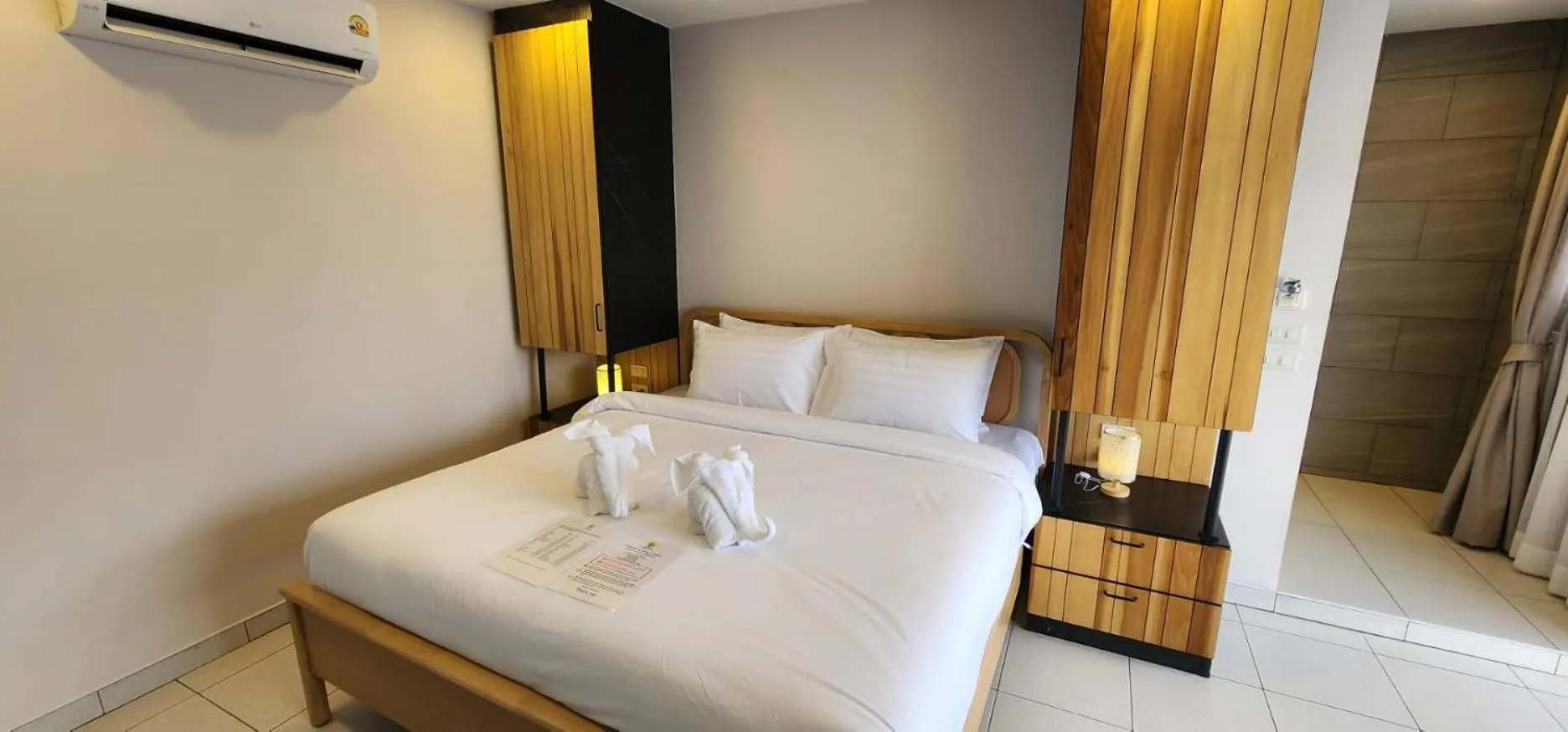 Bed in Lenny's Koh Samui