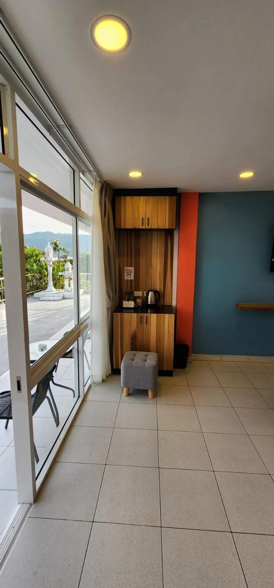 Coffee/tea facilities in Lenny's Koh Samui