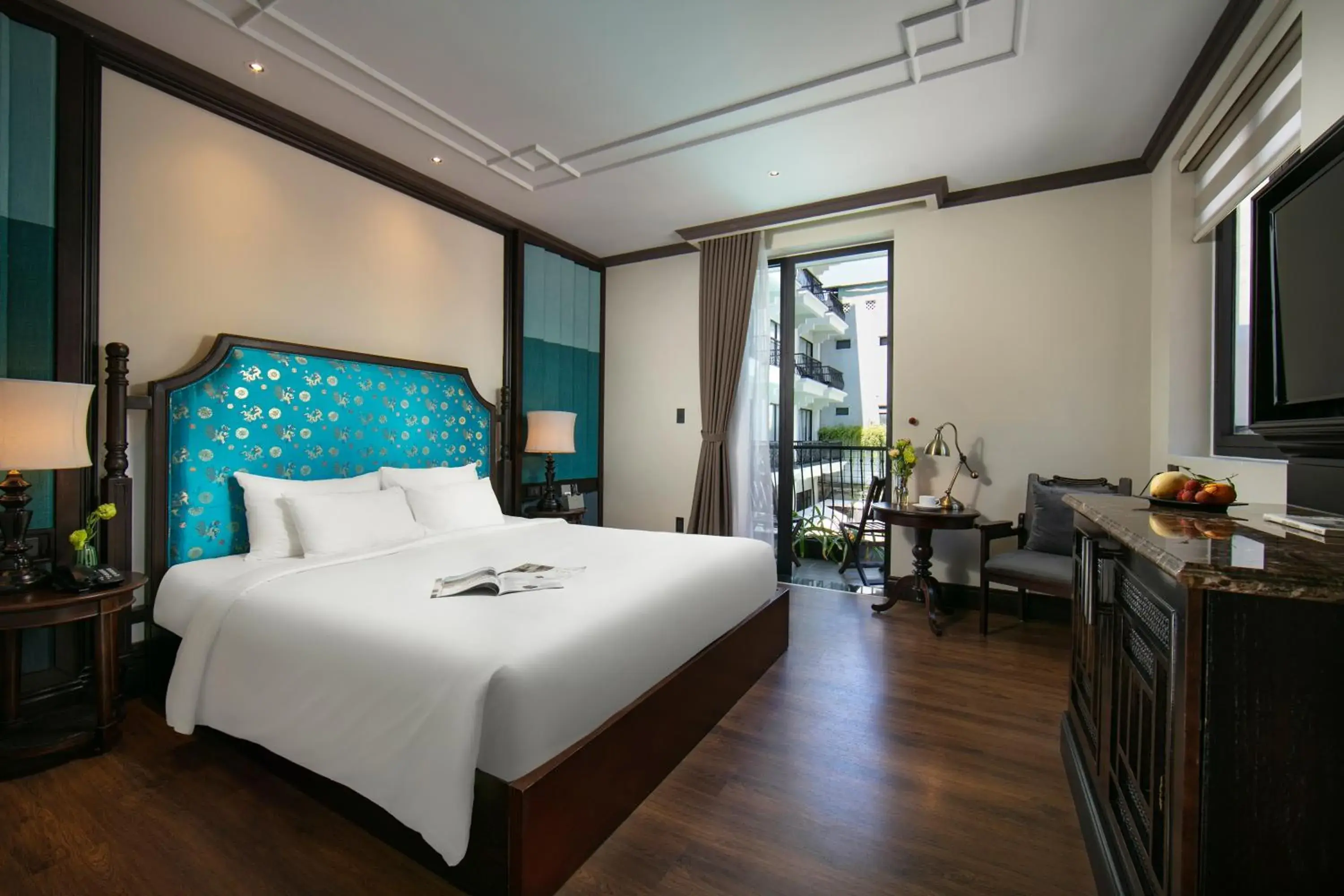 Deluxe Double or Twin Room with Pool View - single occupancy in Silkian Hoian Boutique Hotel & Spa Deluxe Double or Twin Room with Pool View - single occupancy in Silkian Hoian Boutique Hotel & Spa