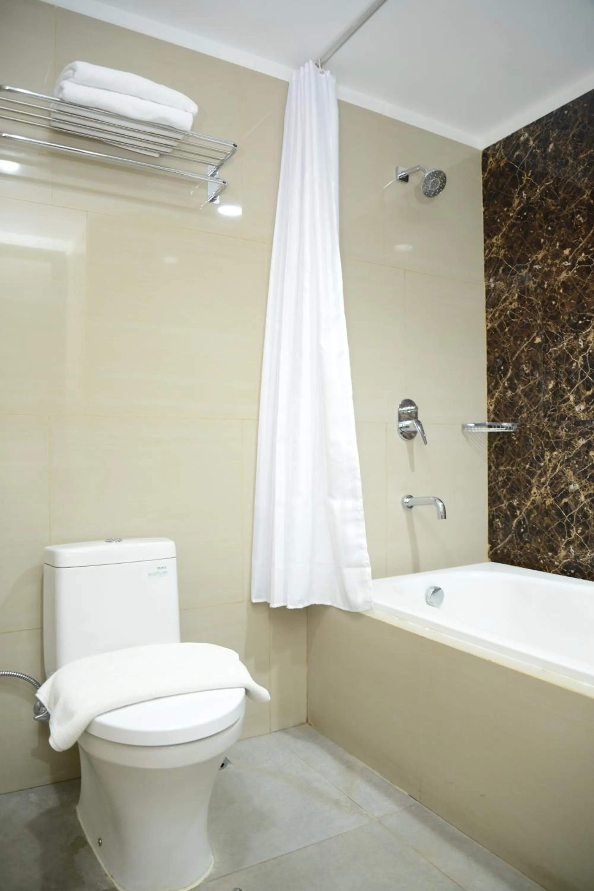 Bathroom in Metland Hotel Cirebon