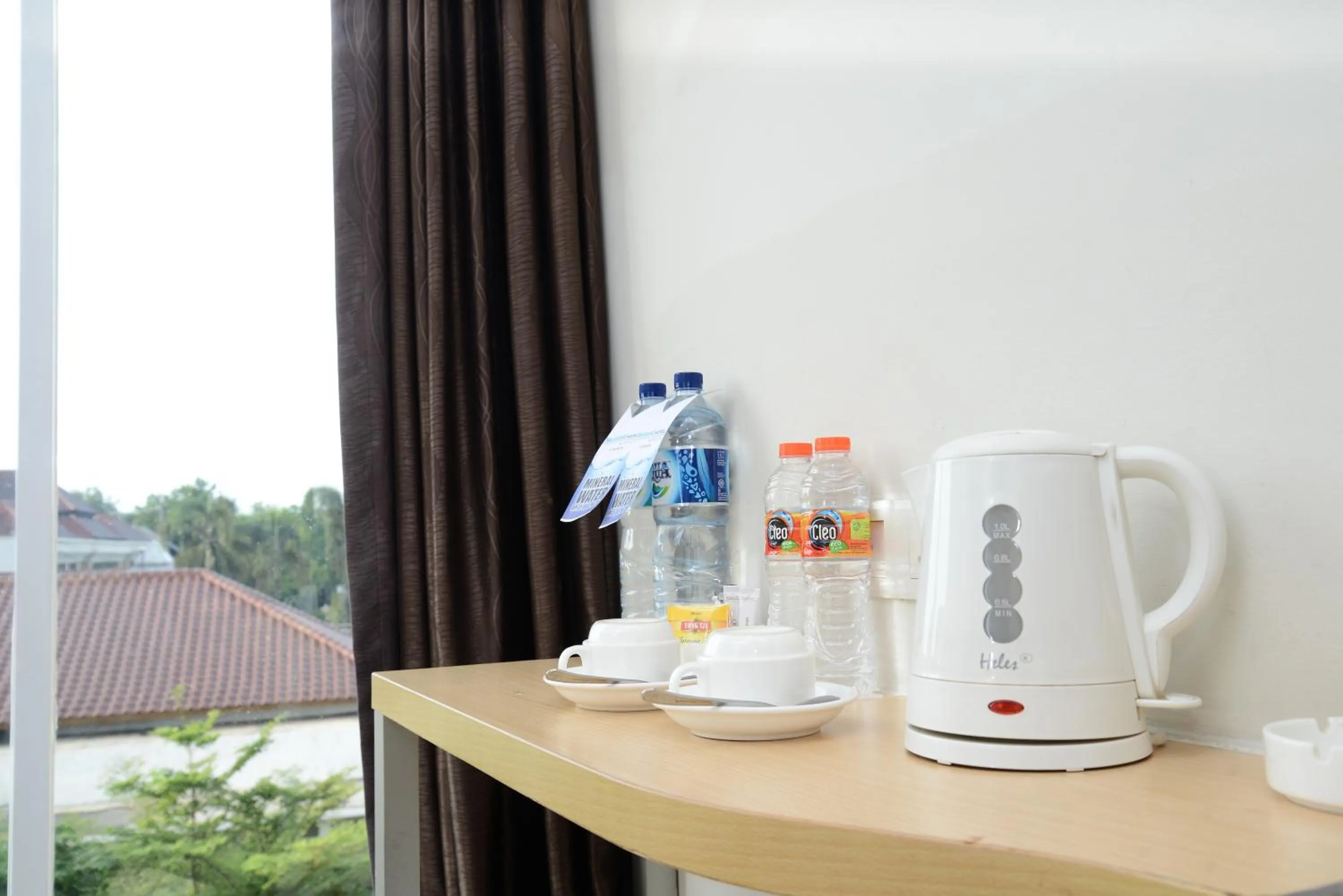 Coffee/tea facilities in Metland Hotel Cirebon