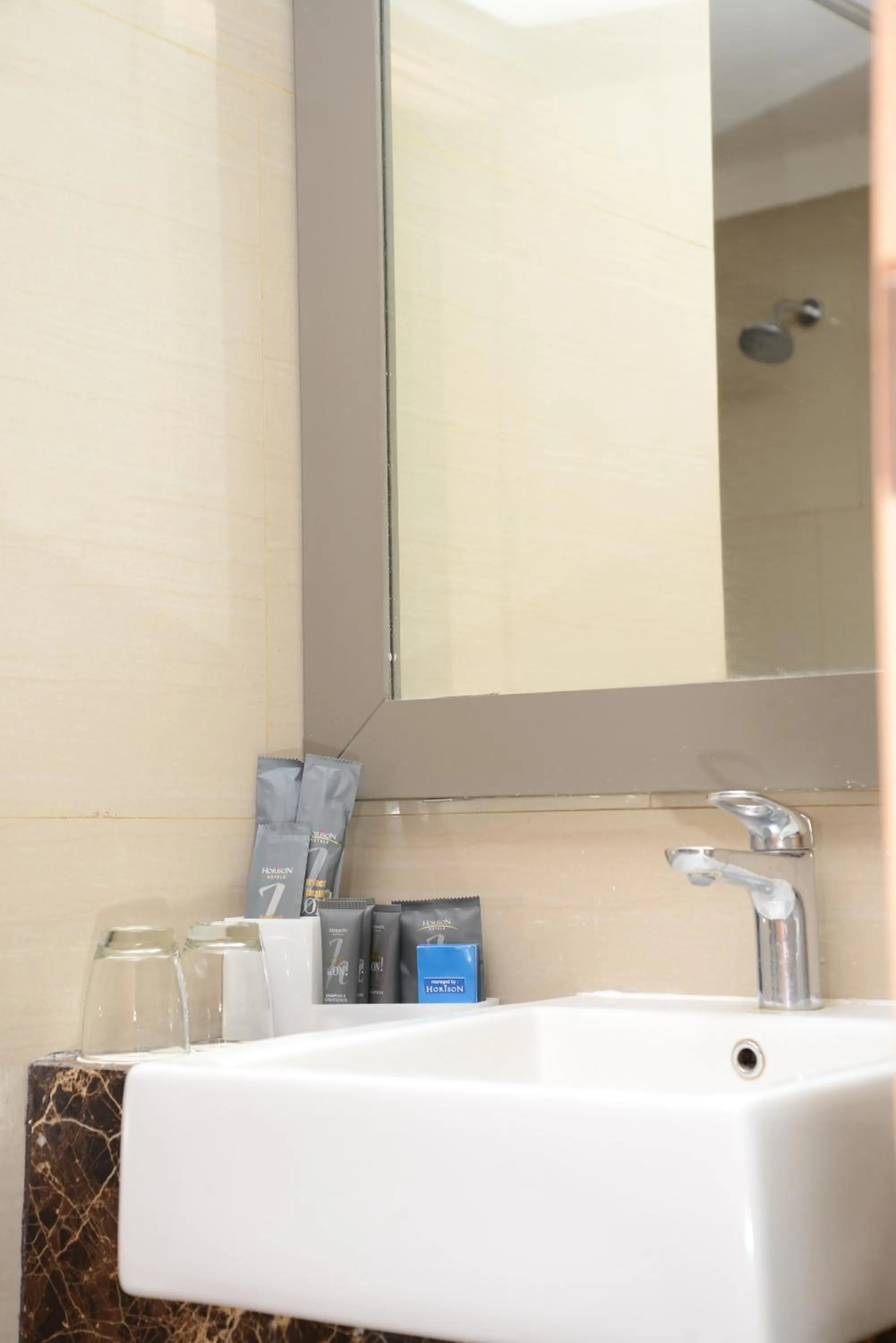 Bathroom in Metland Hotel Cirebon