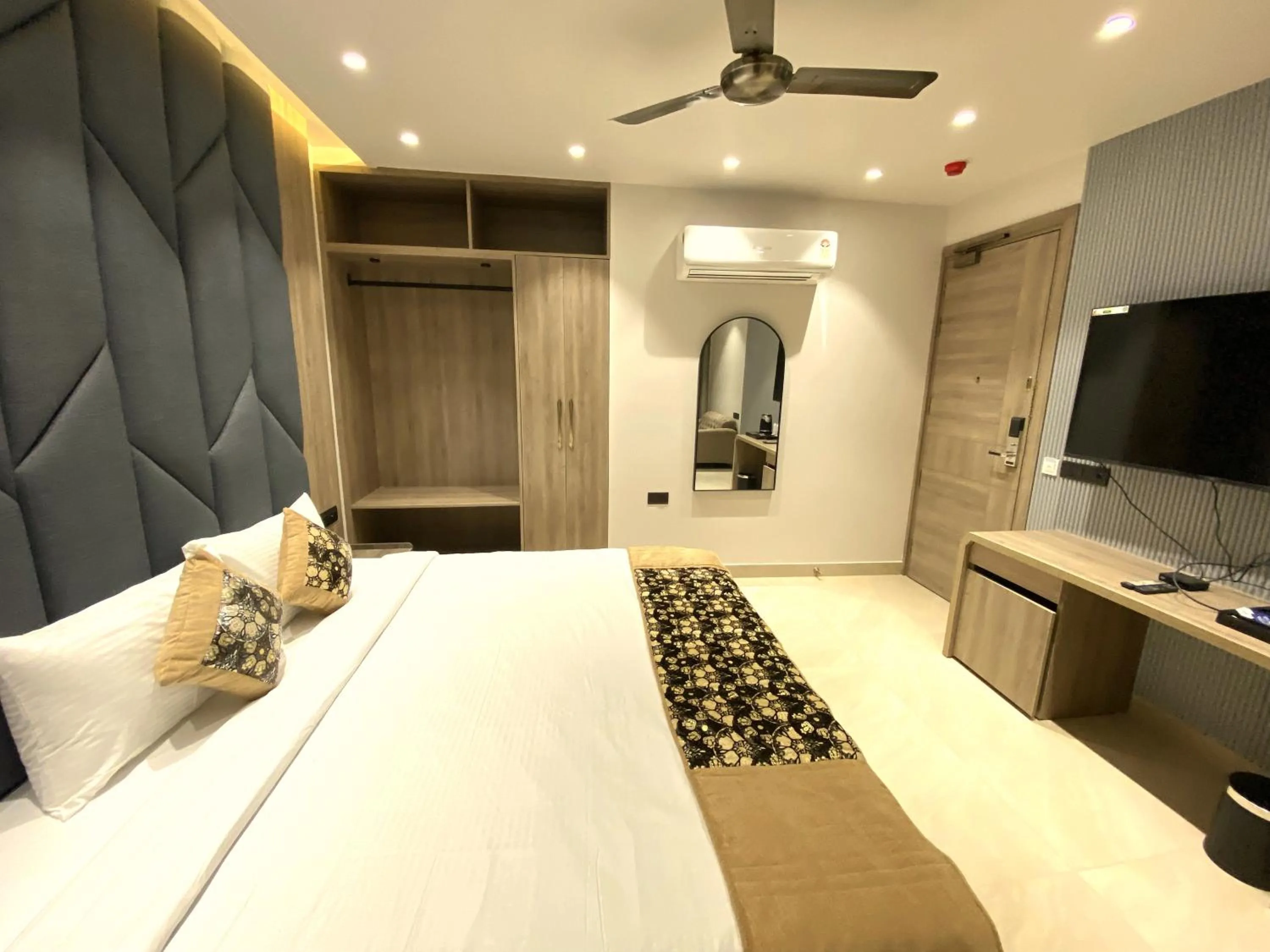 TV and multimedia, Bed in Pals Inn