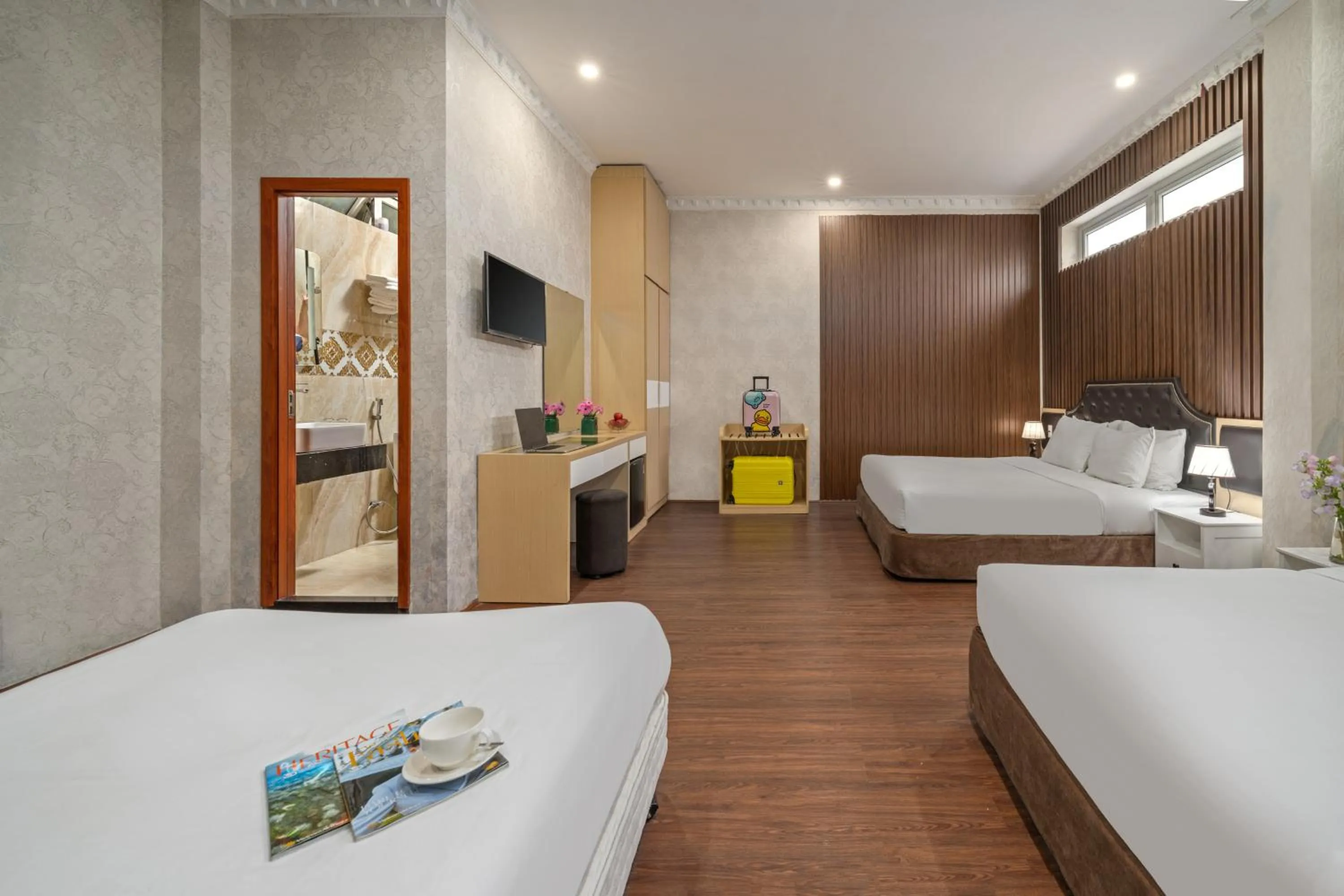 Bed in Be U Hotel City View