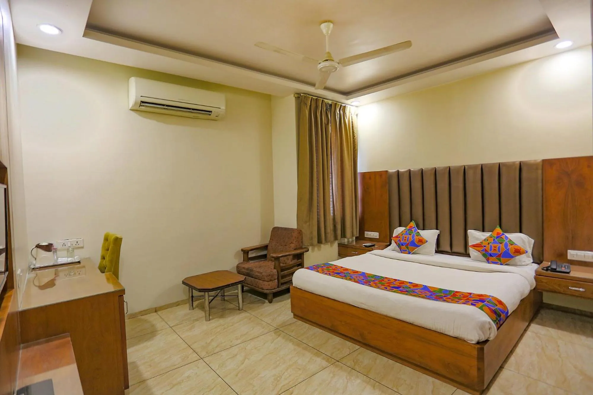 Bed in FabHotel Surya