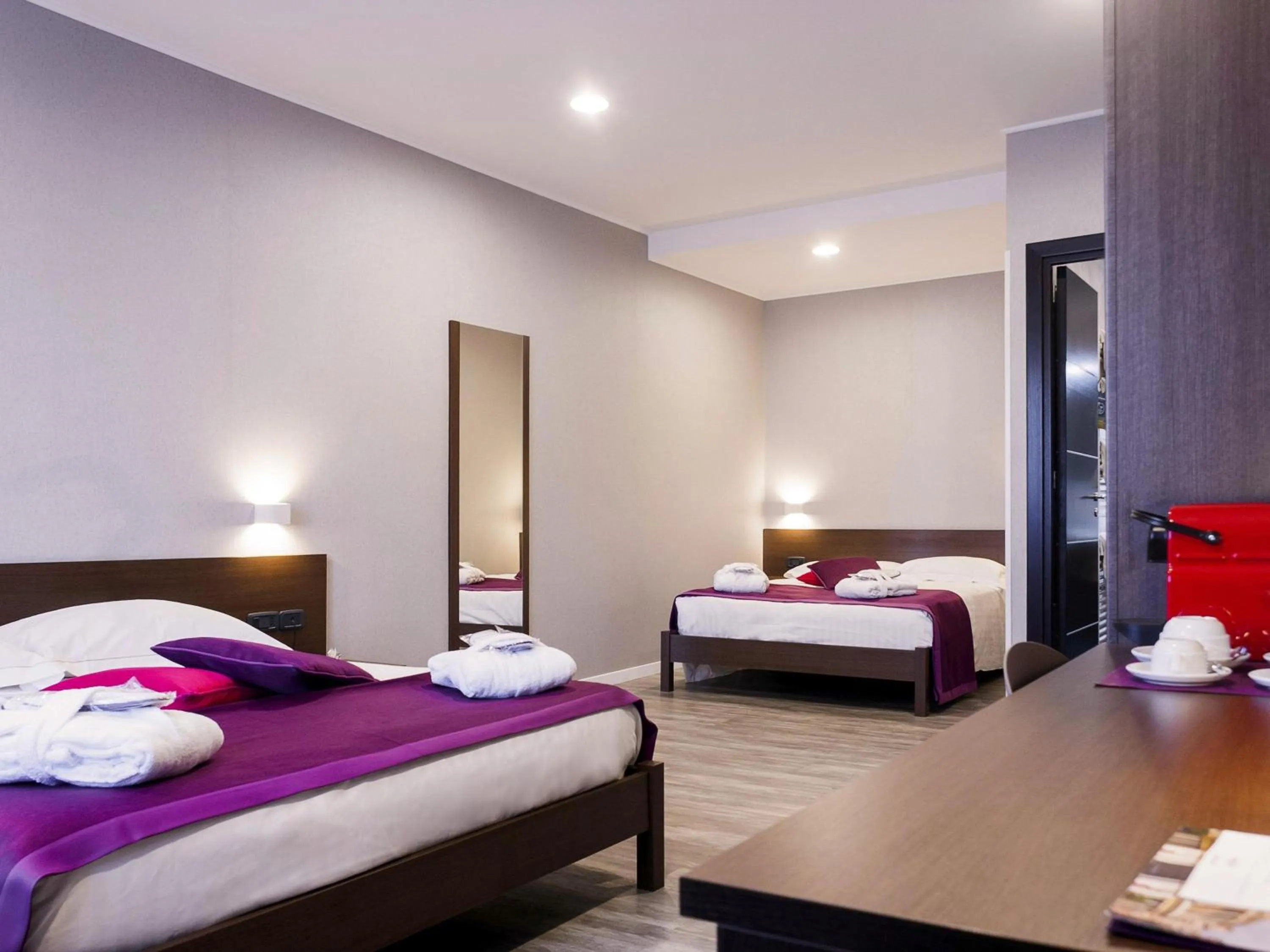 Bedroom, Bed in Mercure Palermo Centro