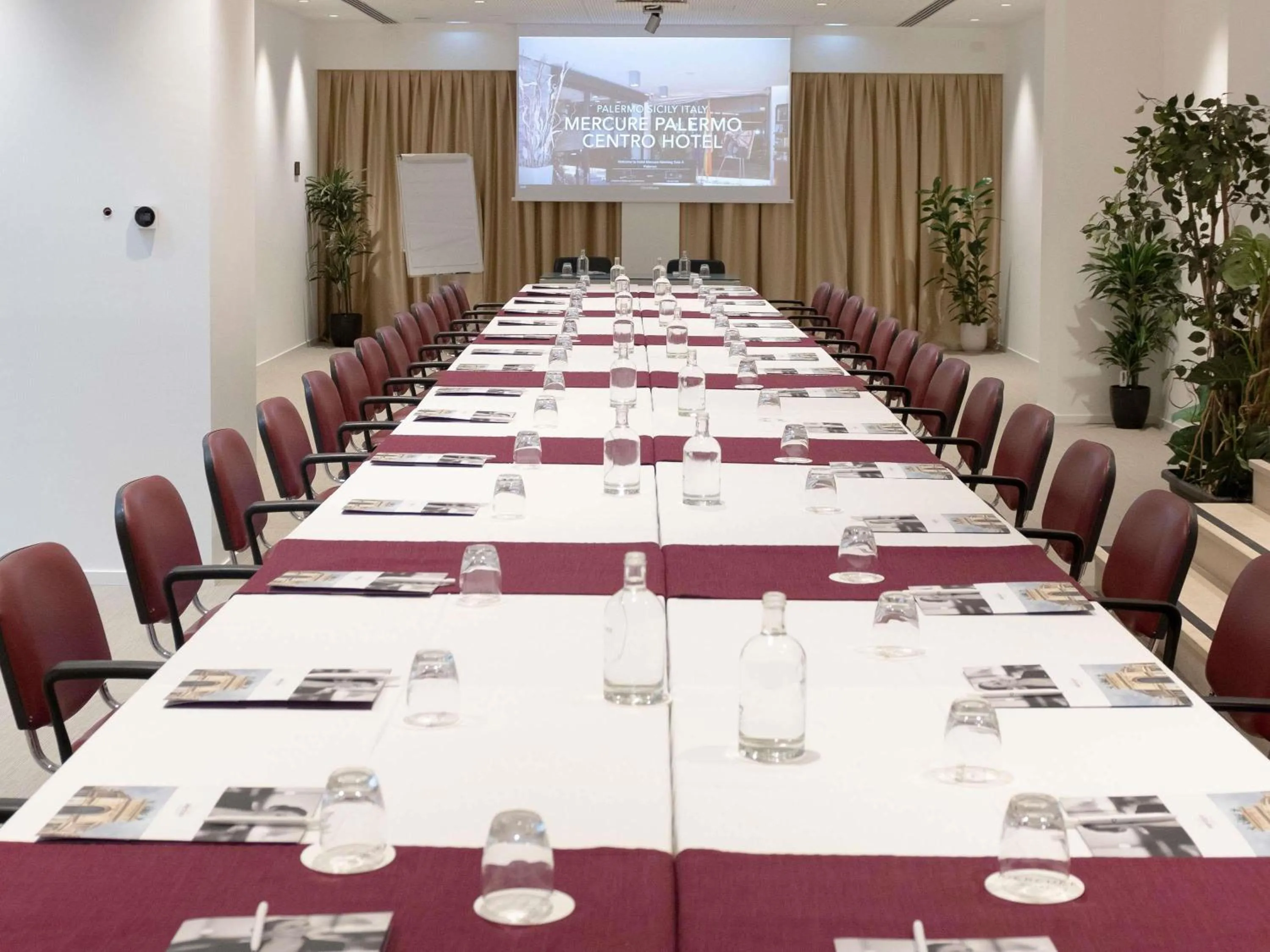 Meeting/conference room in Mercure Palermo Centro