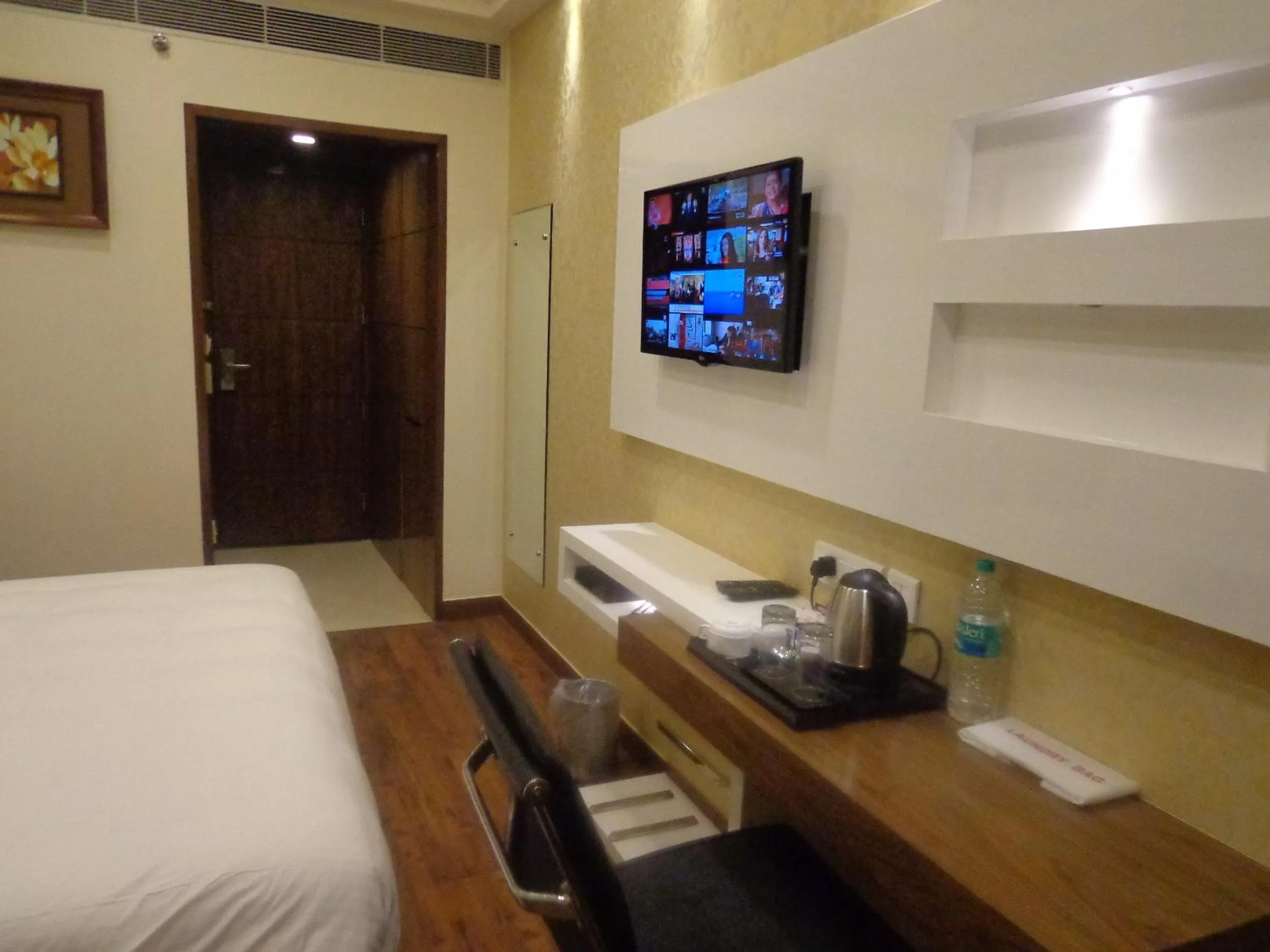 Bed in Hotel Taj Princess - Boutique Hotel