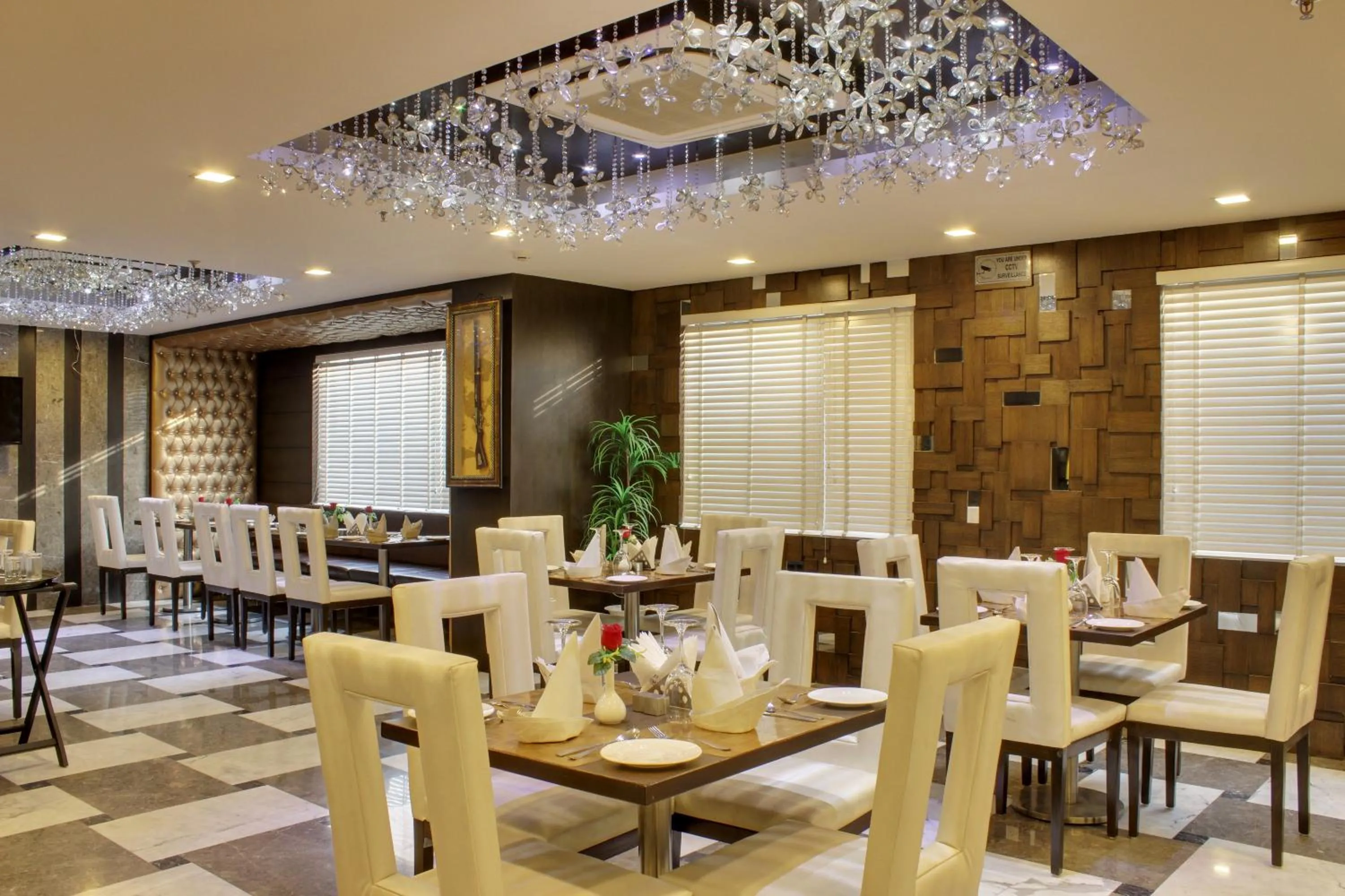 Restaurant/places to eat in Hotel Taj Princess - Boutique Hotel