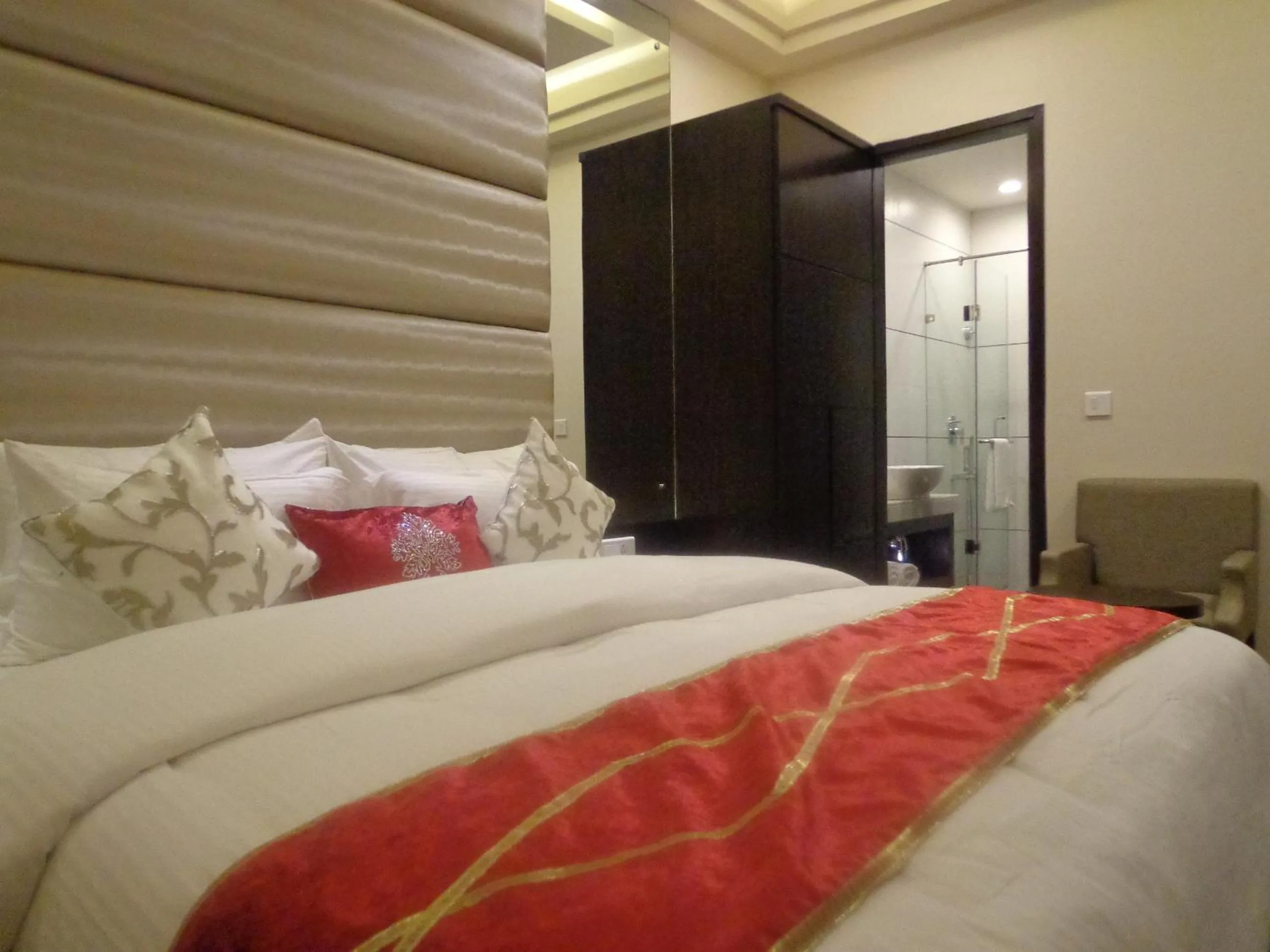 Bedroom, Bed in Hotel Taj Princess - Boutique Hotel