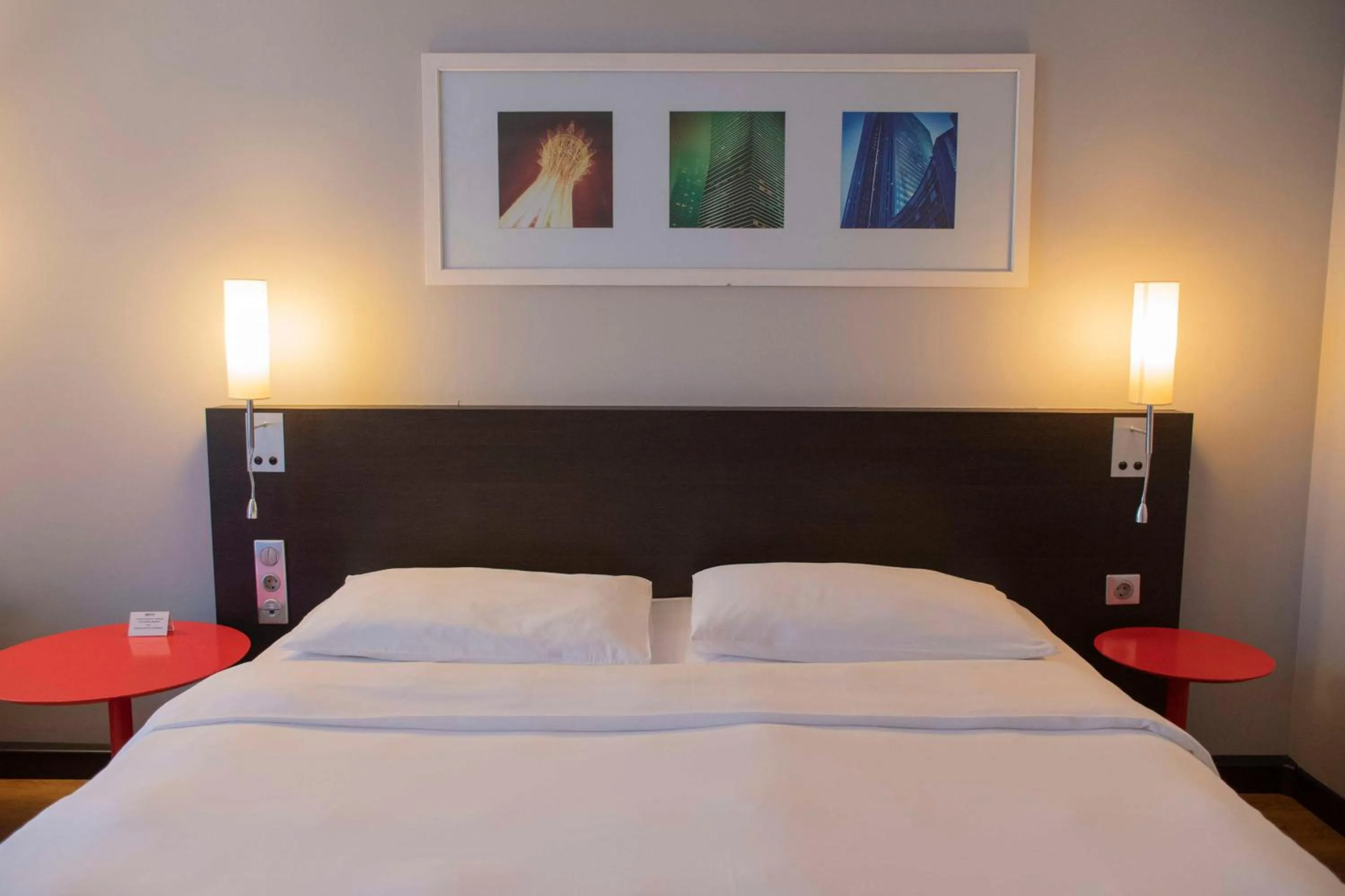 Bedroom, Bed in Park Inn by Radisson Hotel Astana